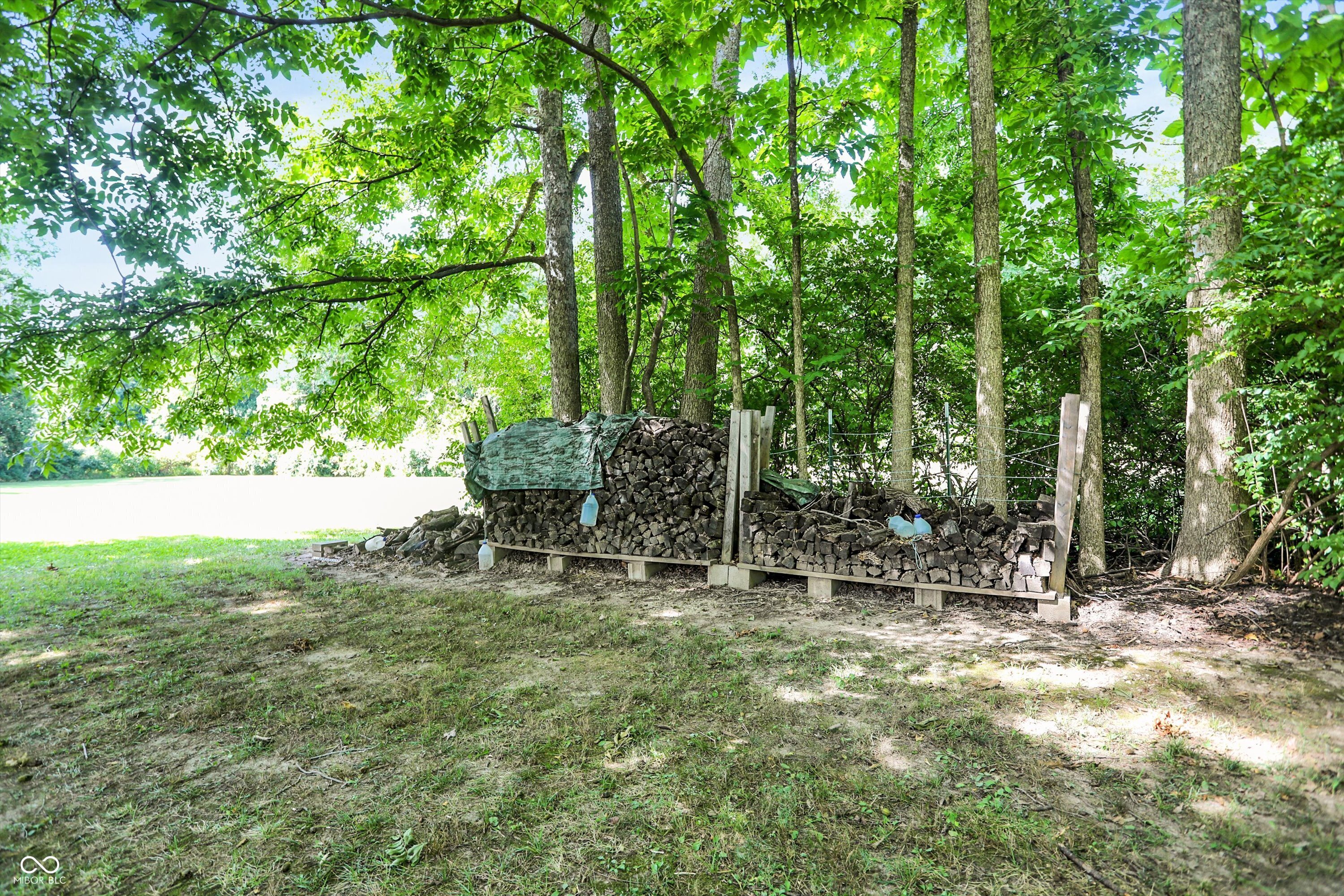 128 Dahlia Lane