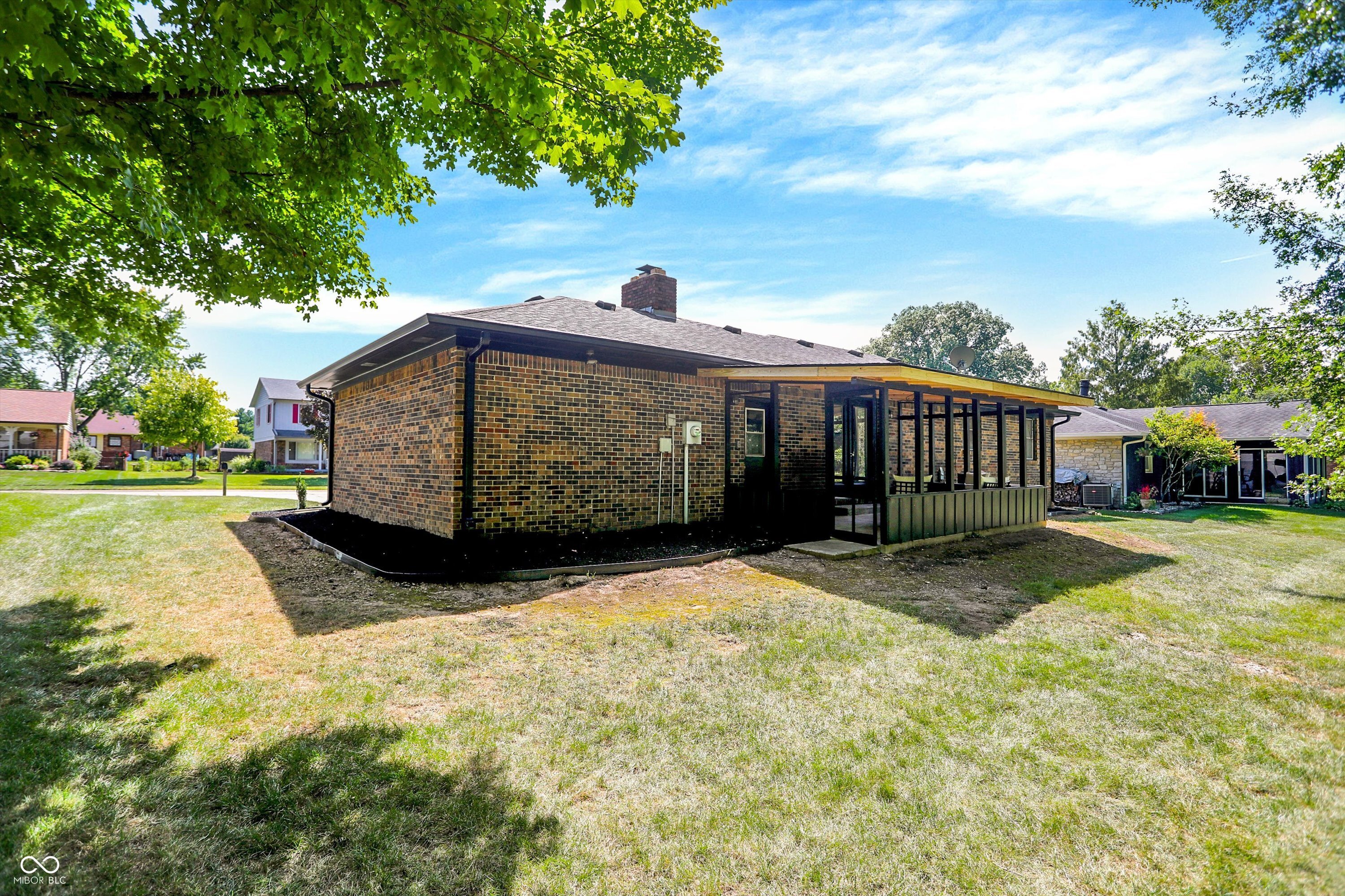 128 Dahlia Lane