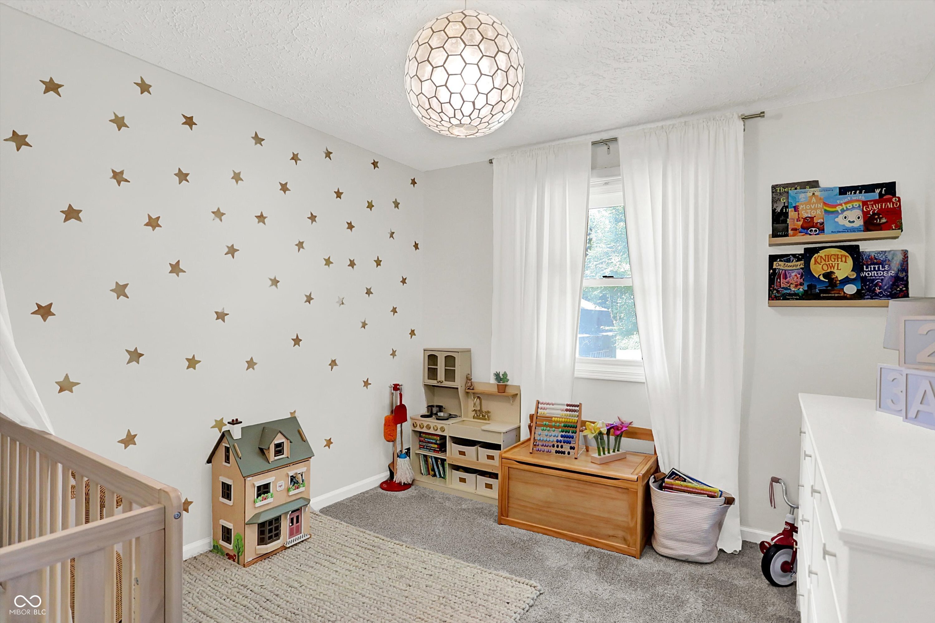 128 Dahlia Lane