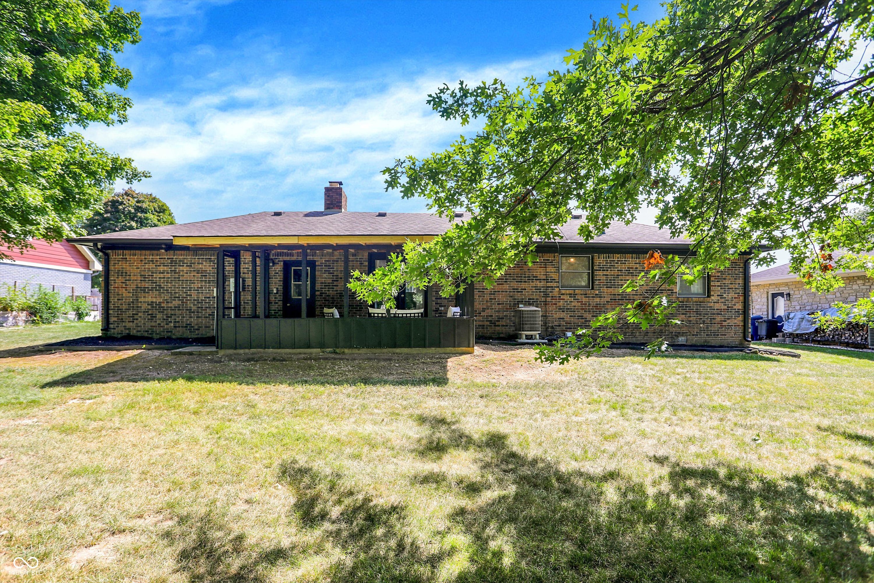 128 Dahlia Lane