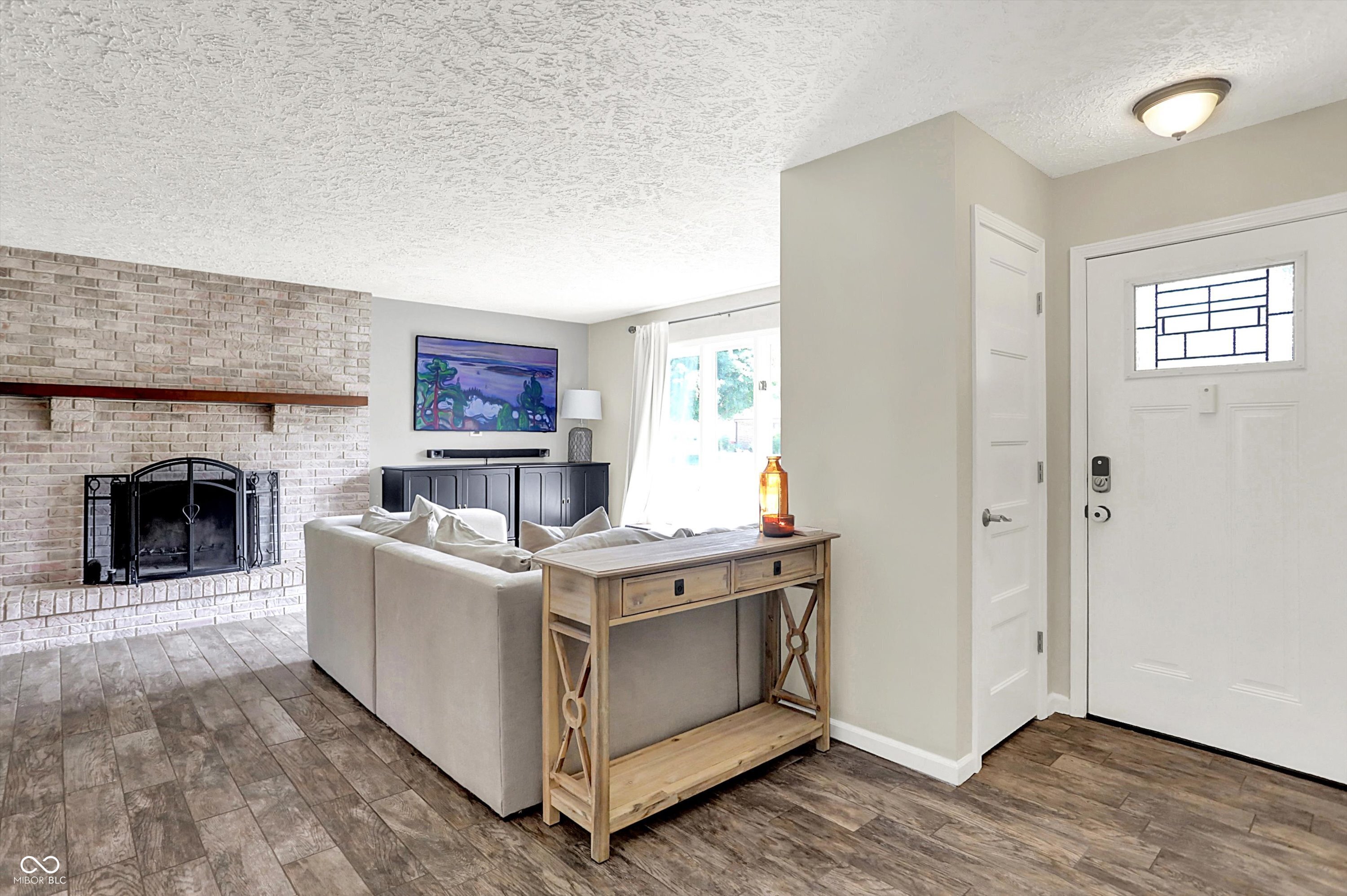 128 Dahlia Lane