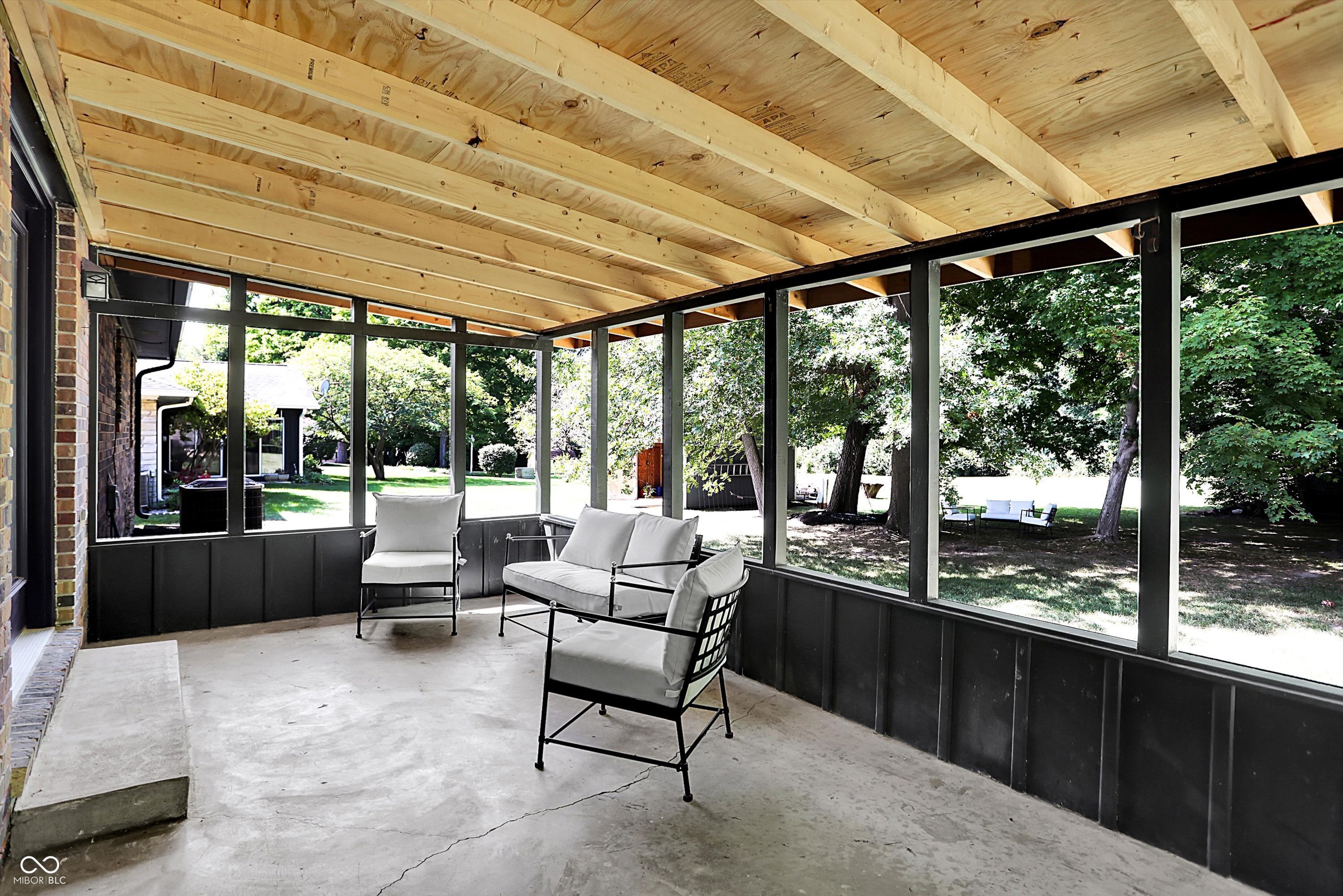 128 Dahlia Lane