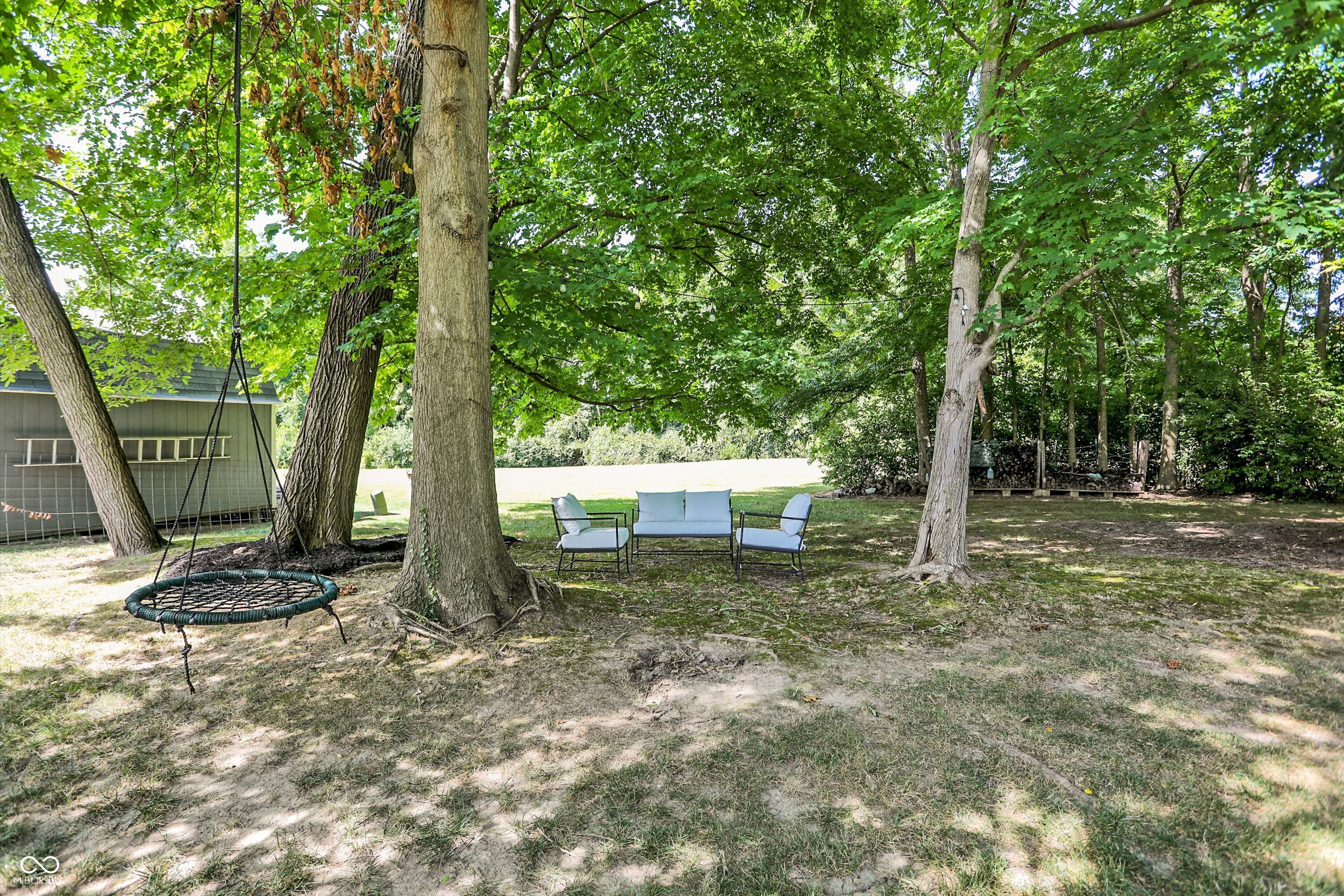 128 Dahlia Lane