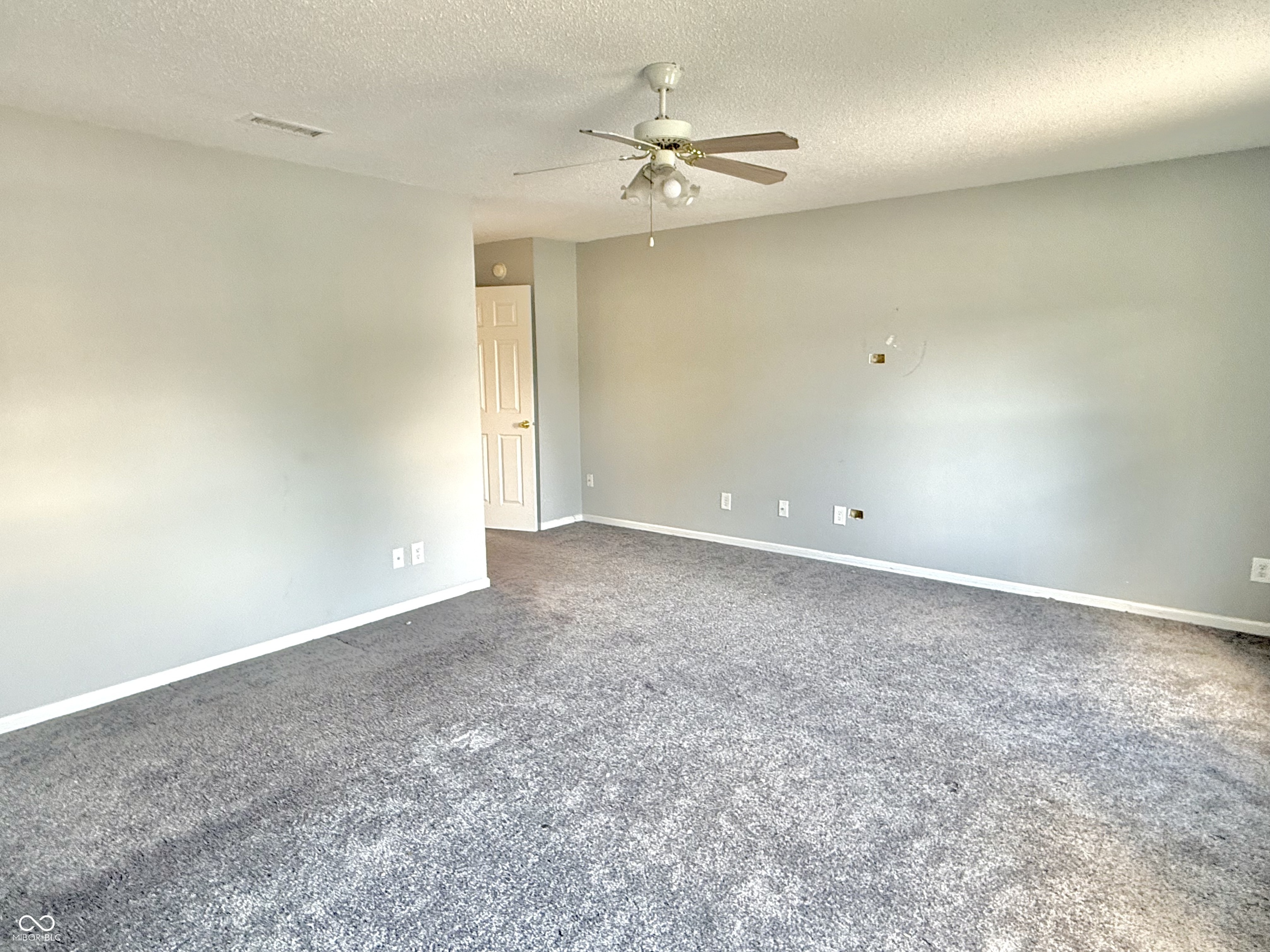 9203 Bainbridge Drive