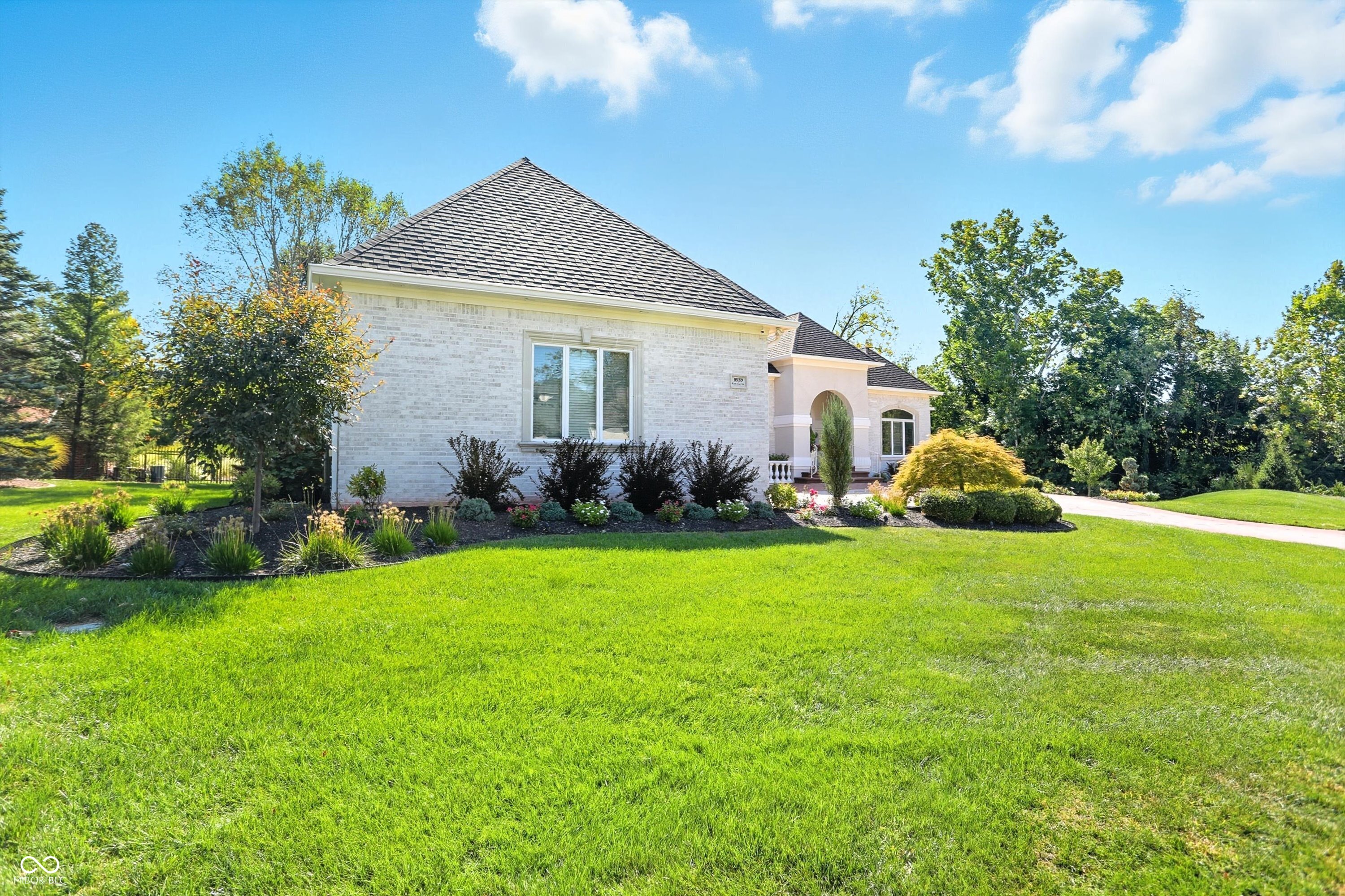 1939 Eagle Trace Drive