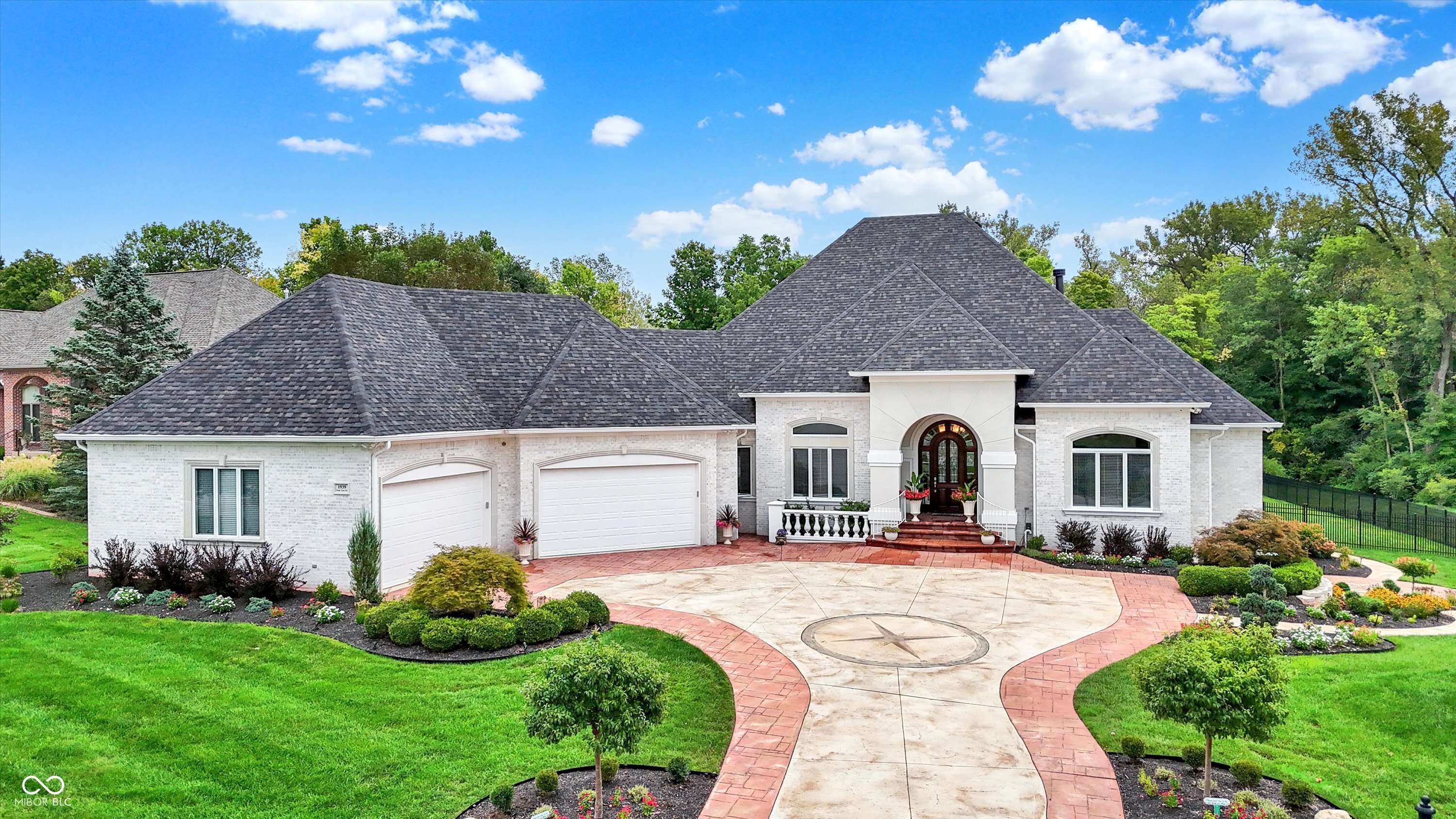 1939 Eagle Trace Drive