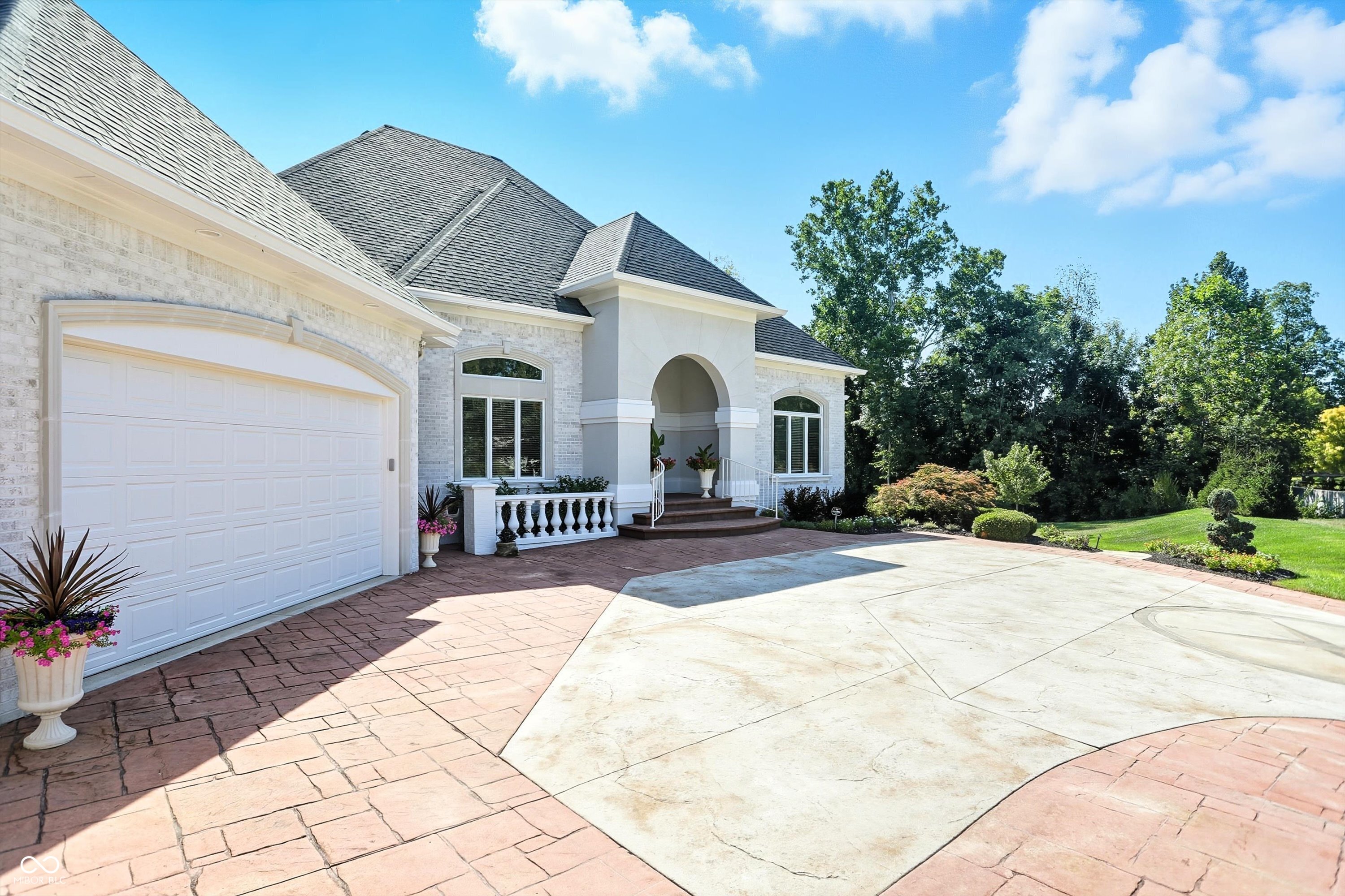 1939 Eagle Trace Drive