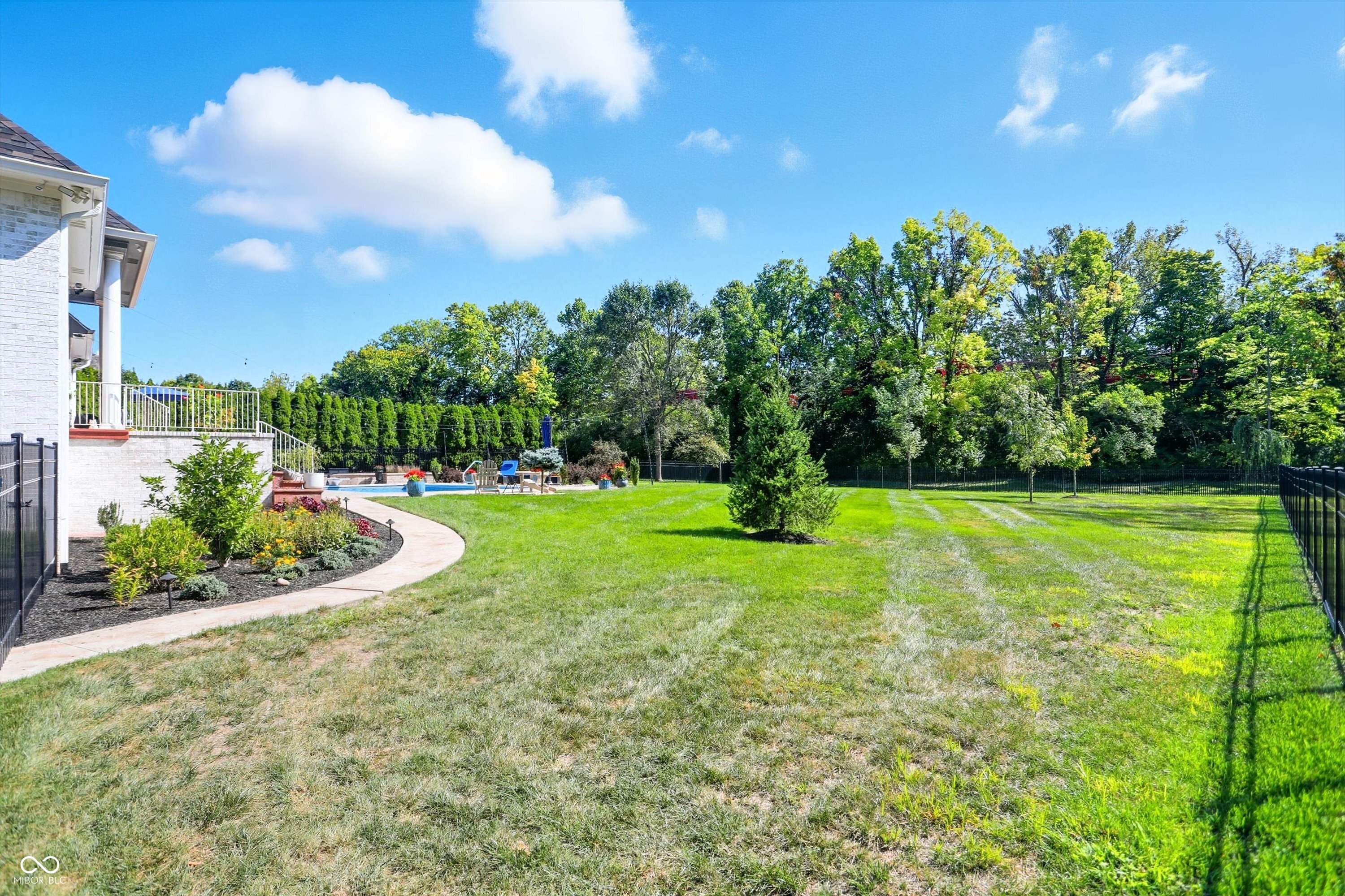 1939 Eagle Trace Drive
