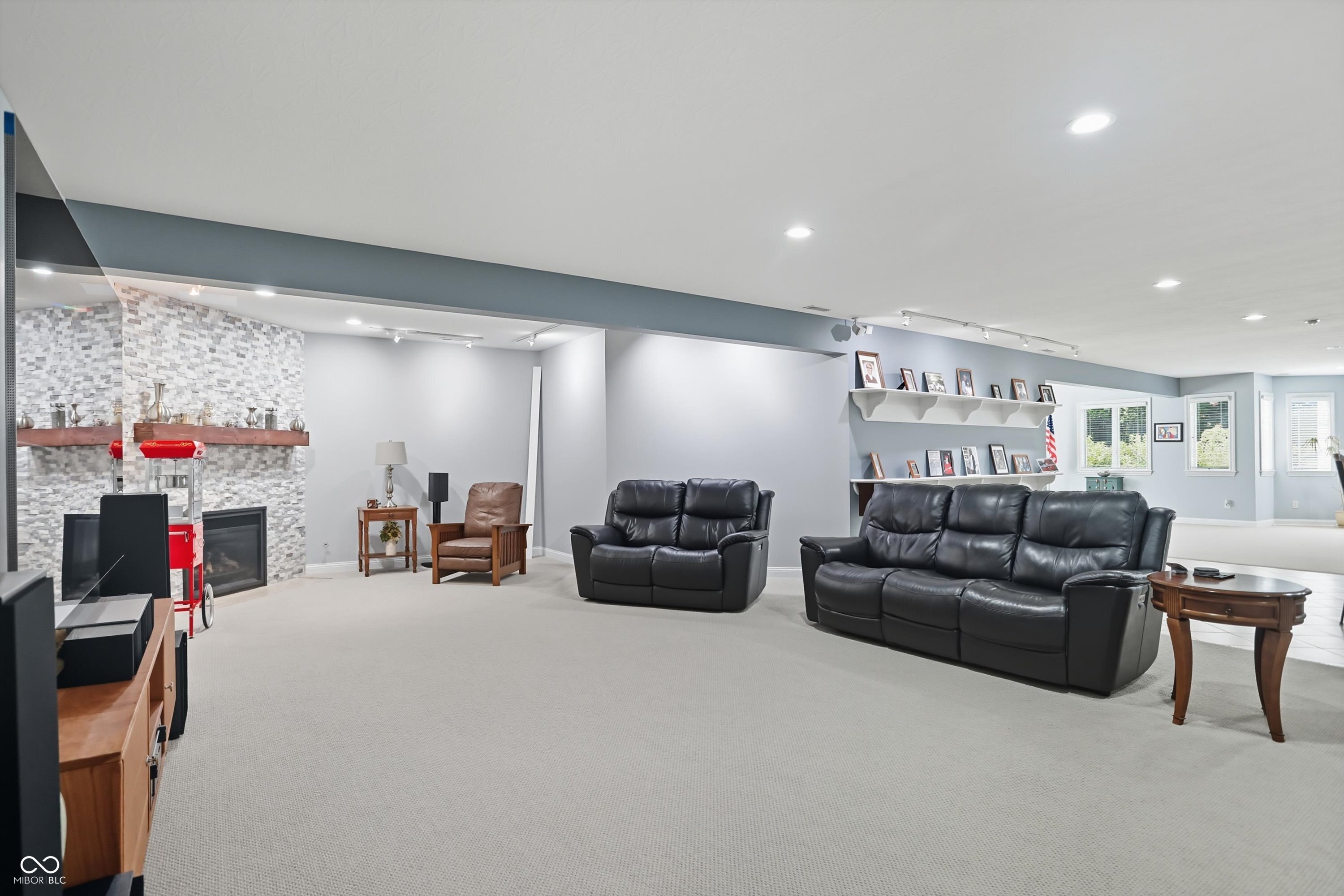 1939 Eagle Trace Drive