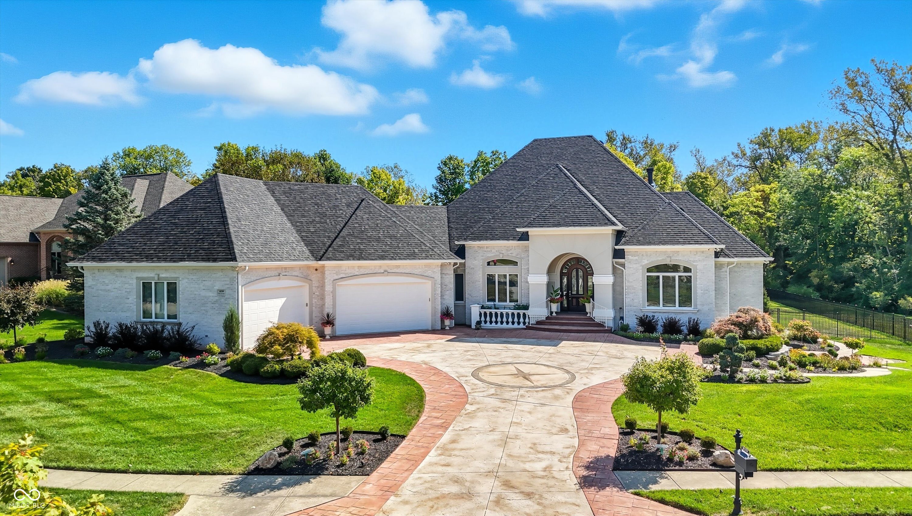 1939 Eagle Trace Drive