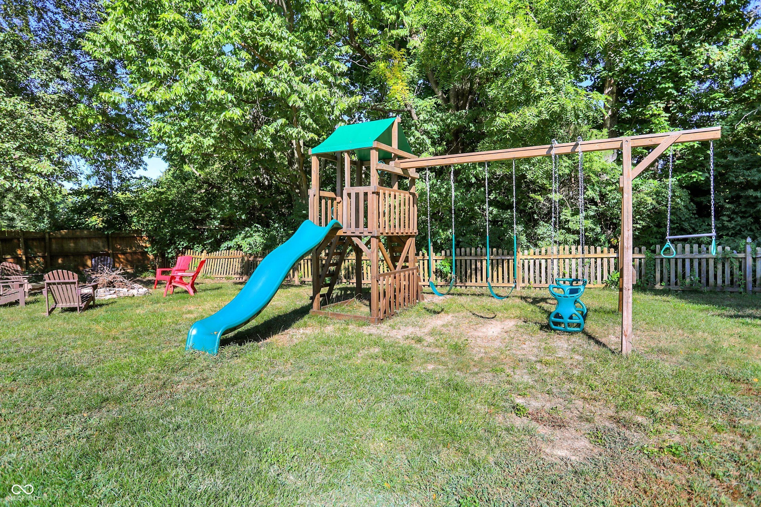 1703 S Crooked Lane