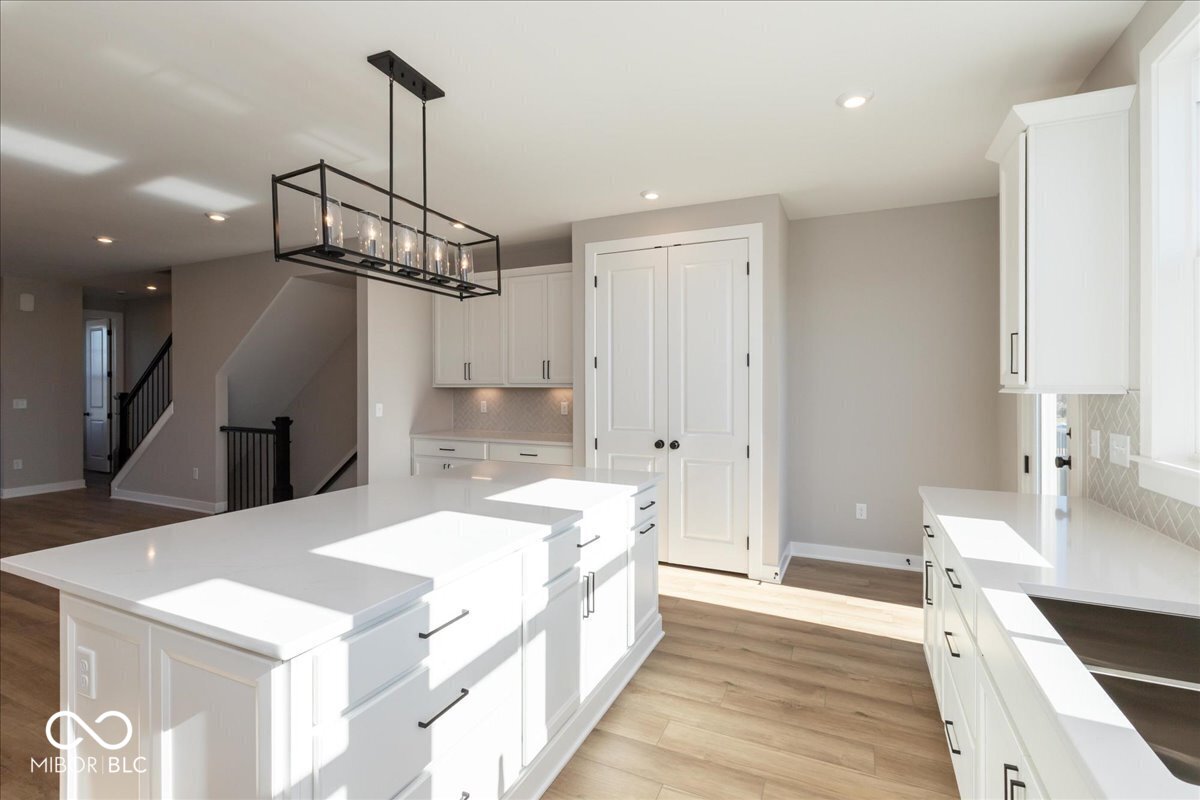 406 Elite Street