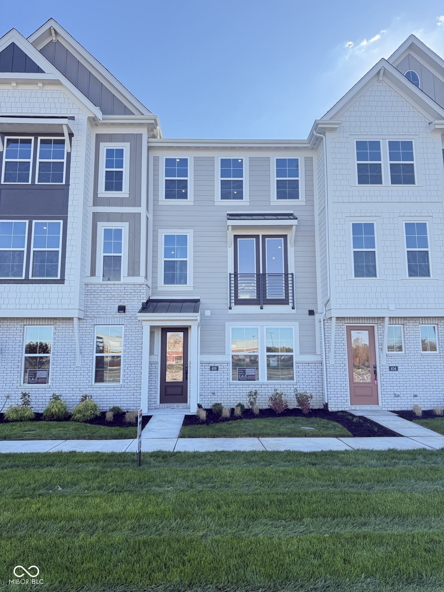 406 Elite Street
