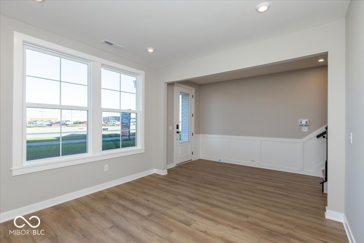 406 Elite Street