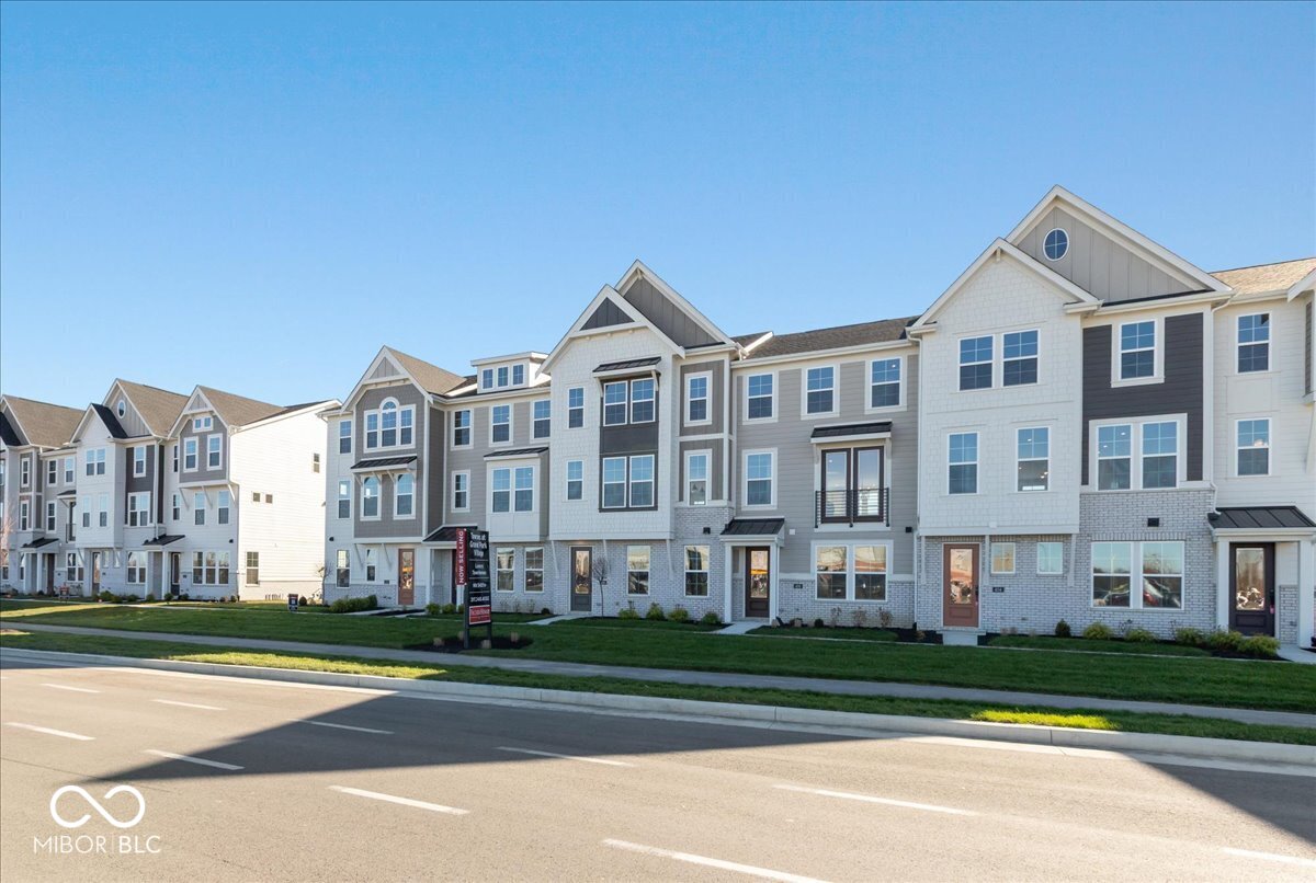 406 Elite Street
