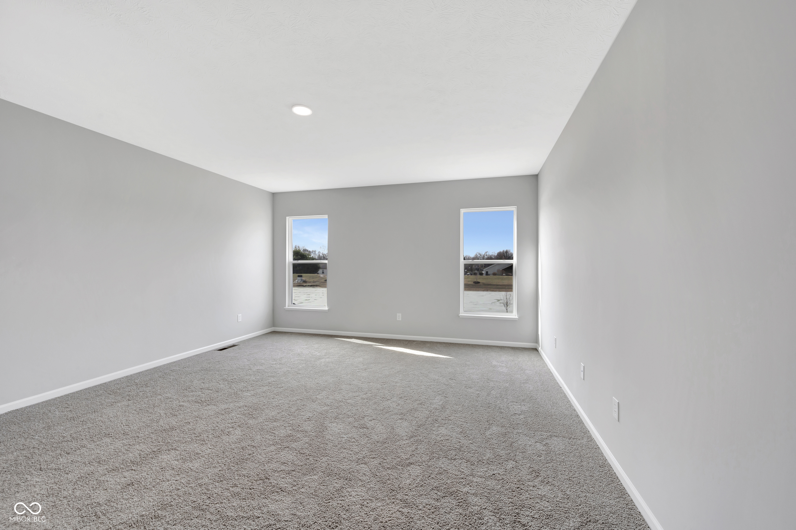 1100 Sweetland Lane