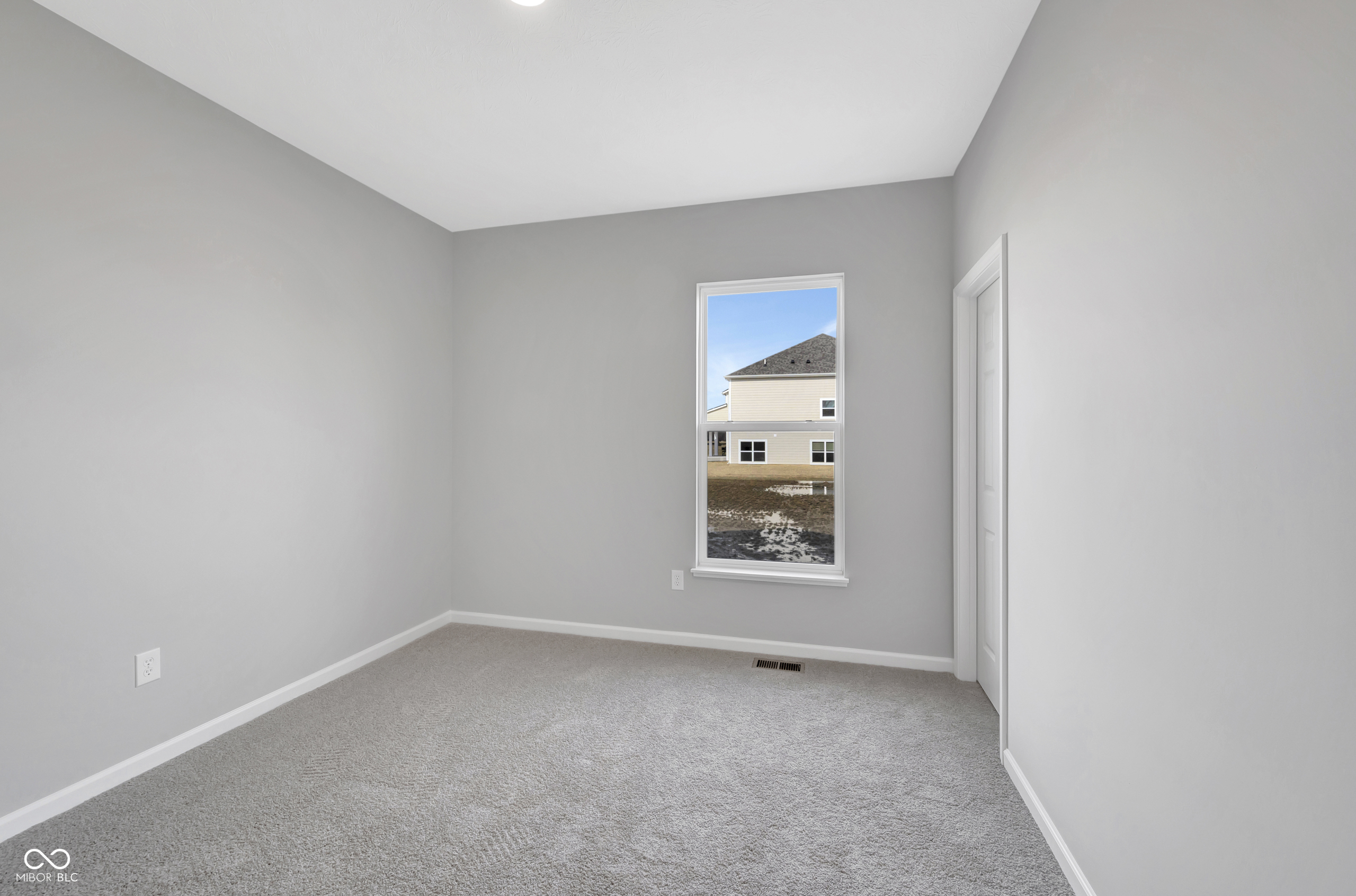 1100 Sweetland Lane