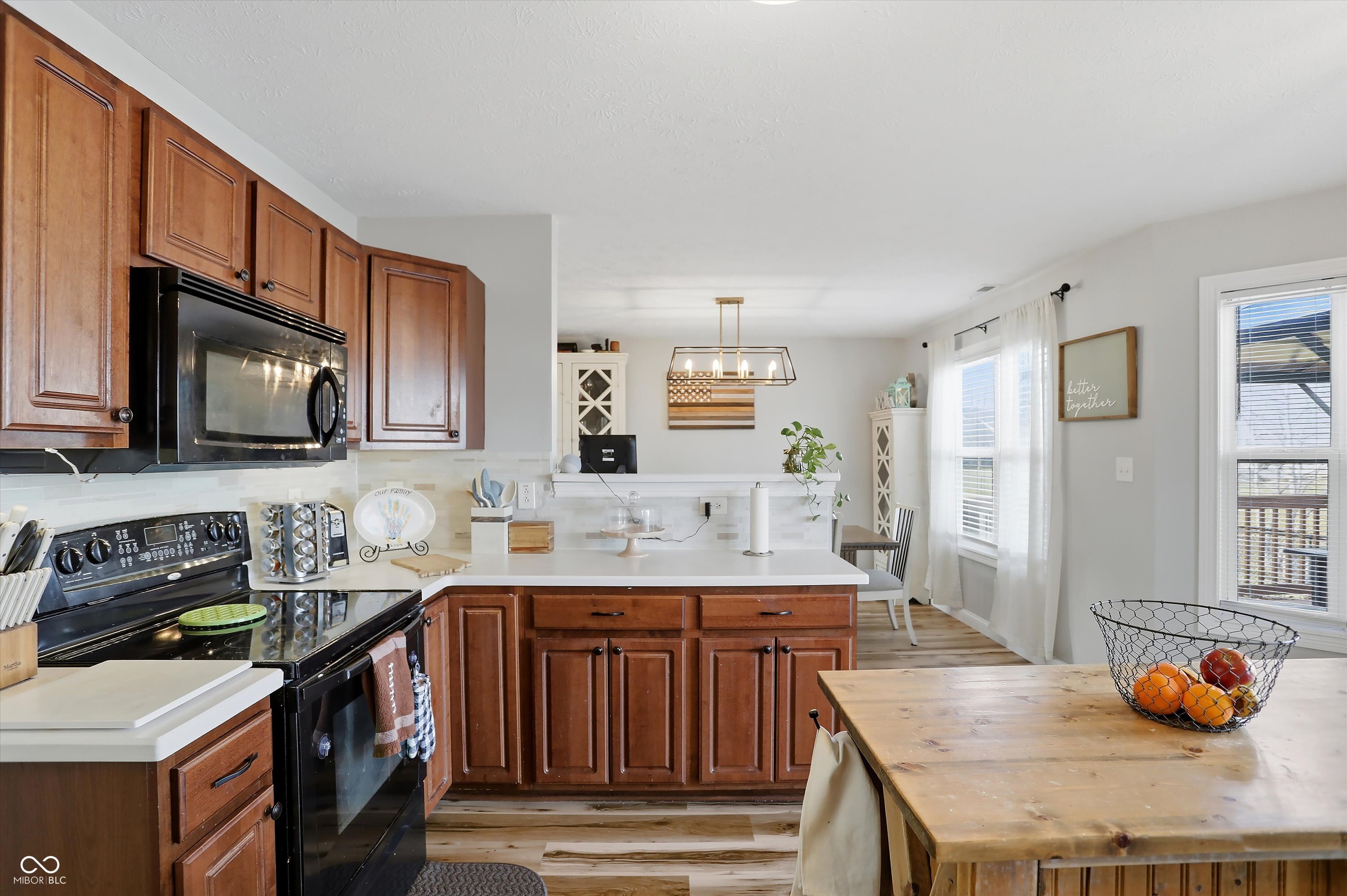 990 Youngs Creek Drive