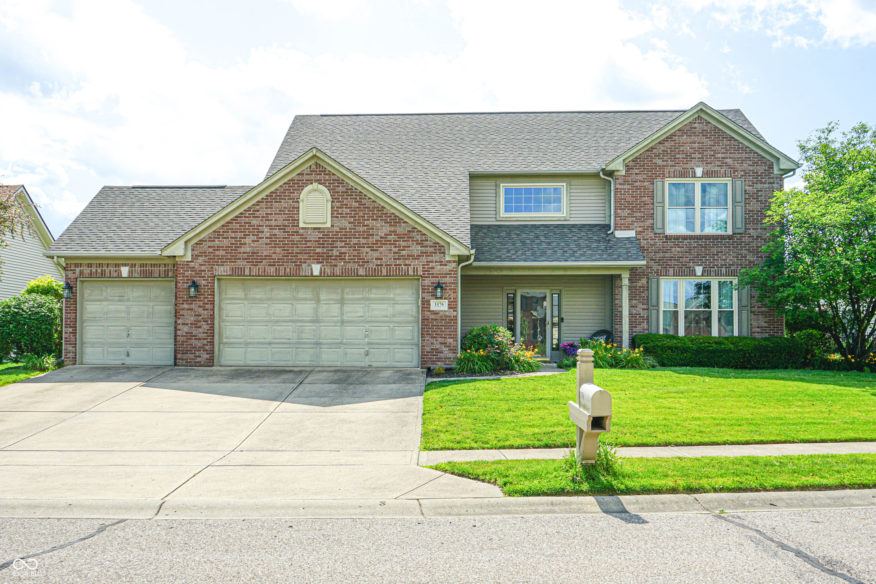 1176 Newark Court
