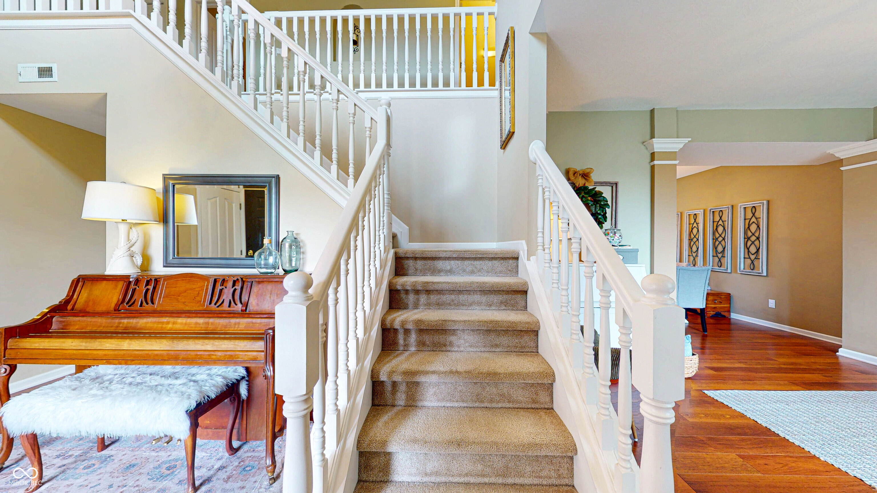 1176 Newark Court