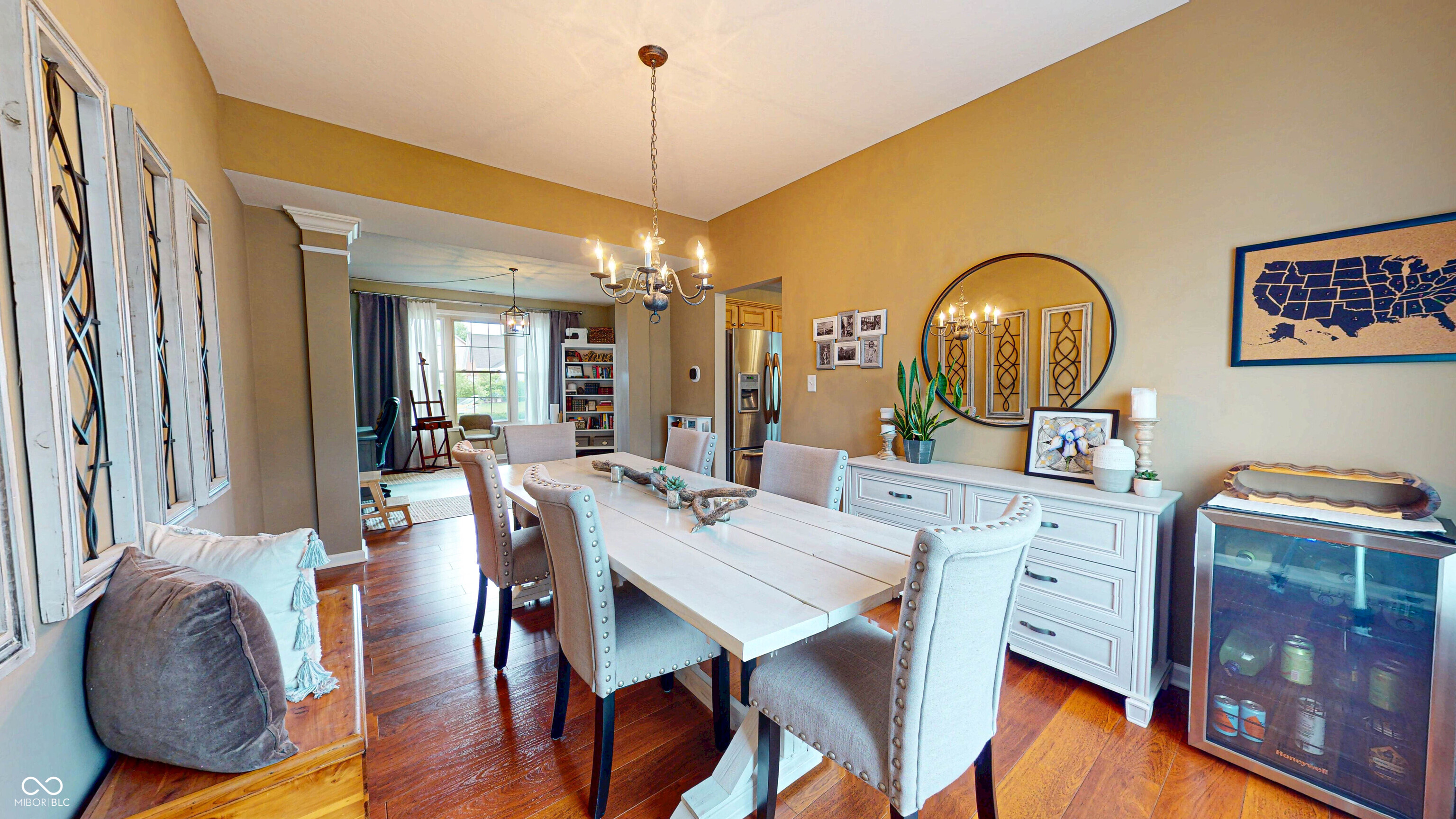 1176 Newark Court