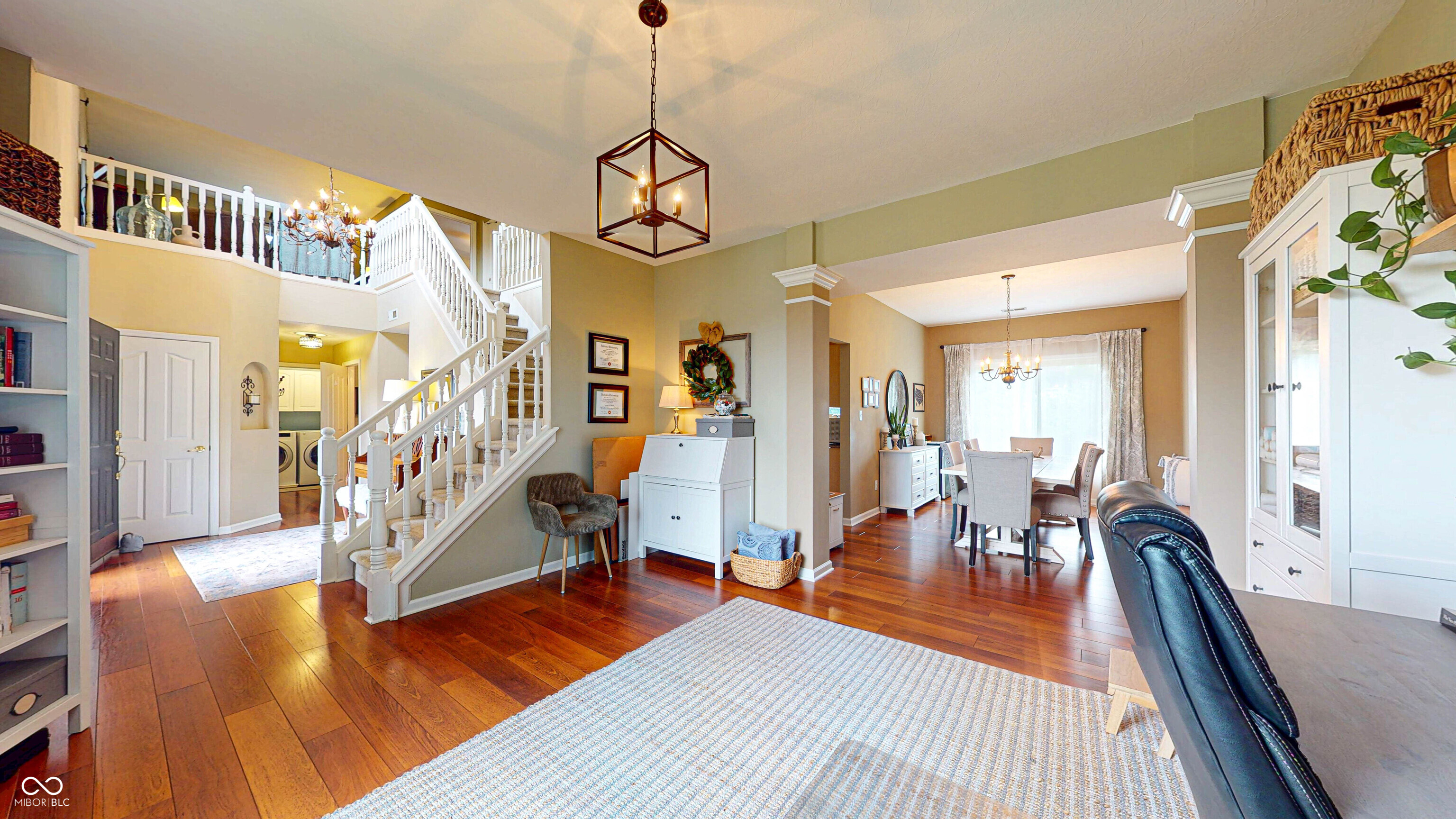 1176 Newark Court