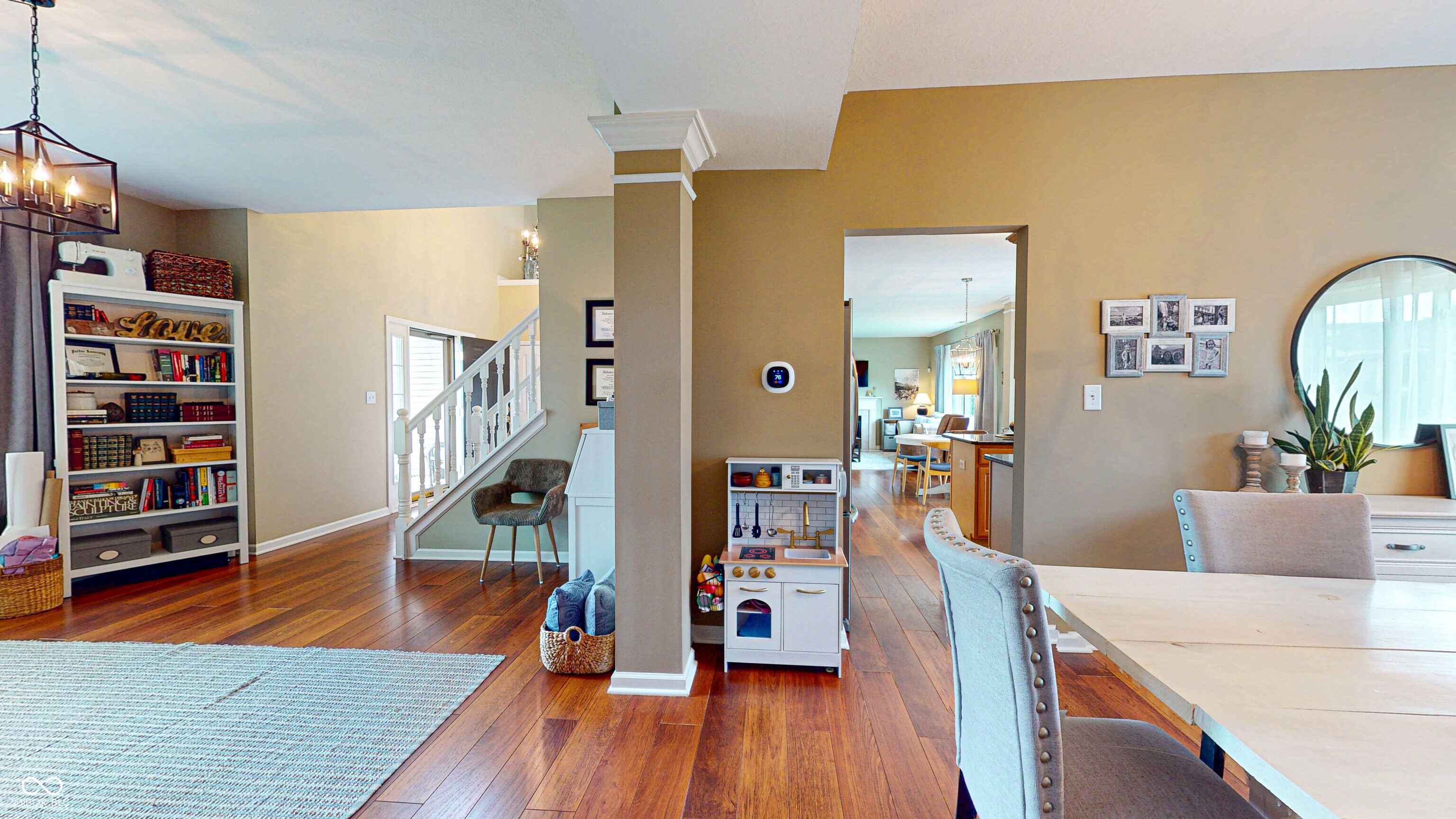 1176 Newark Court
