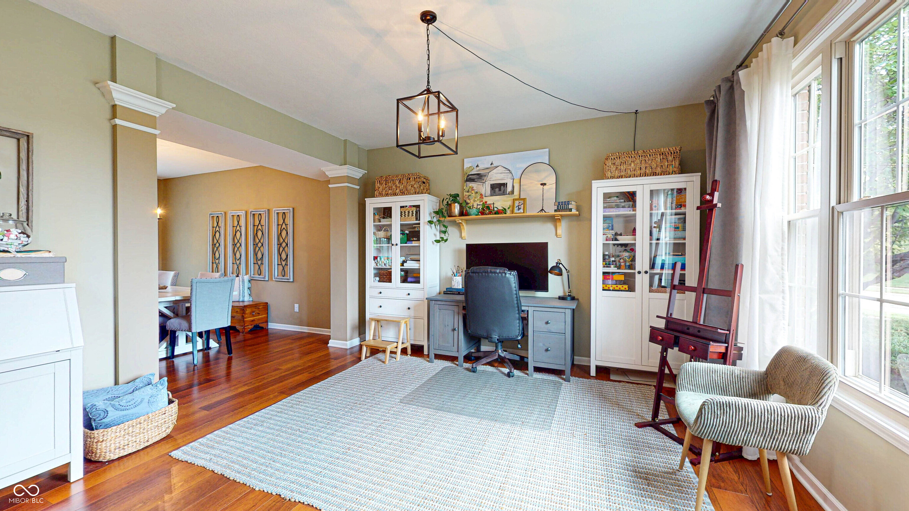 1176 Newark Court