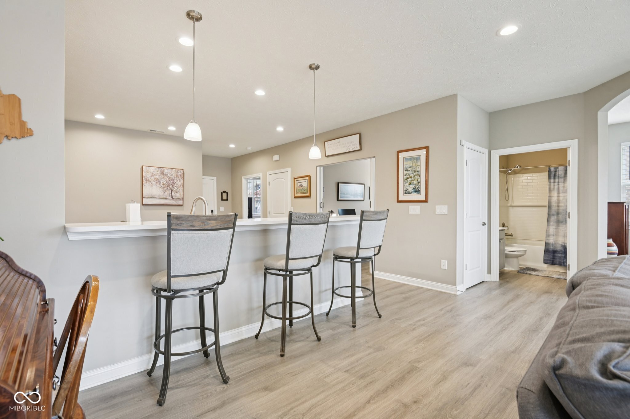 186 McRae Way