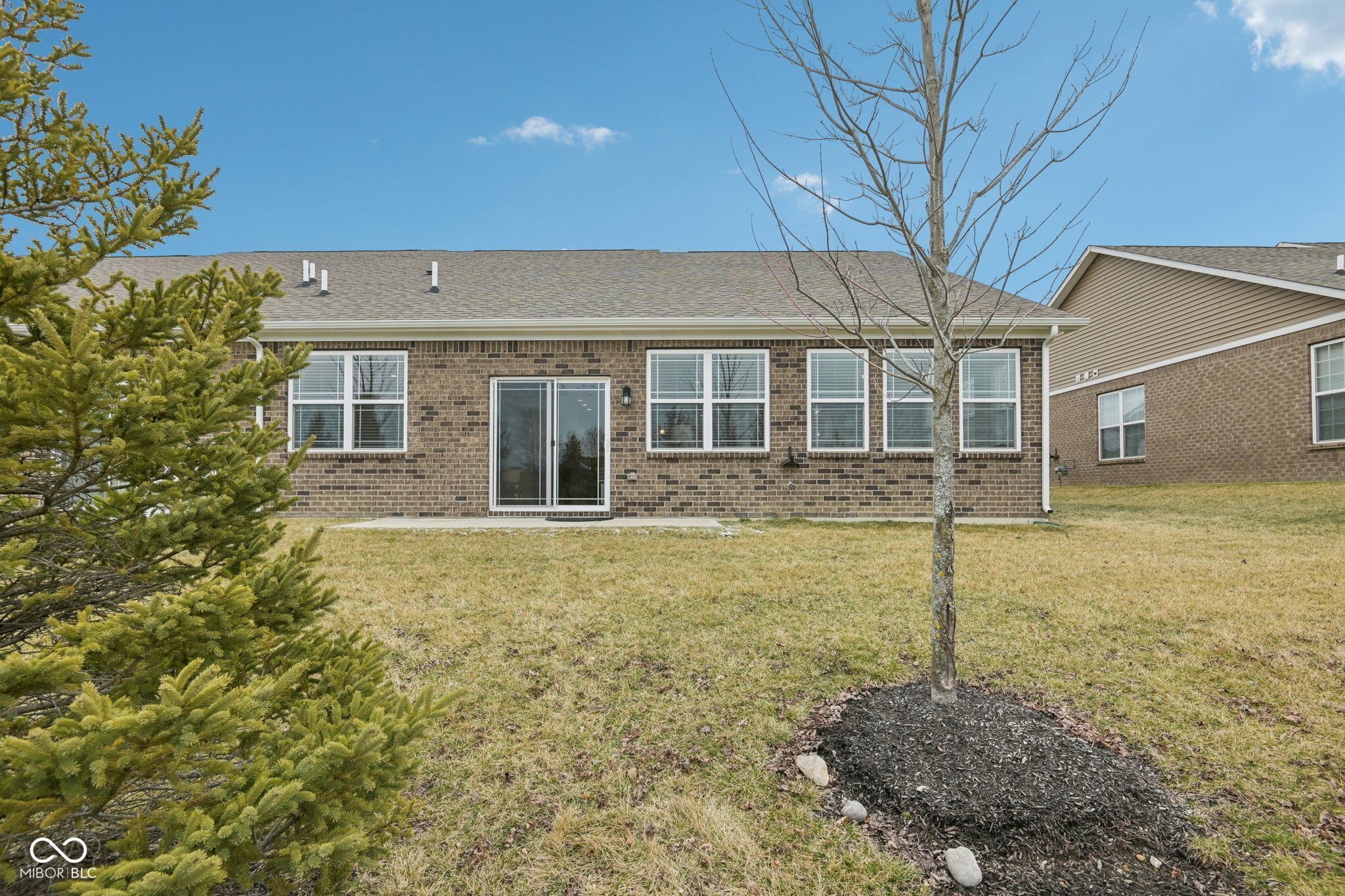 186 McRae Way