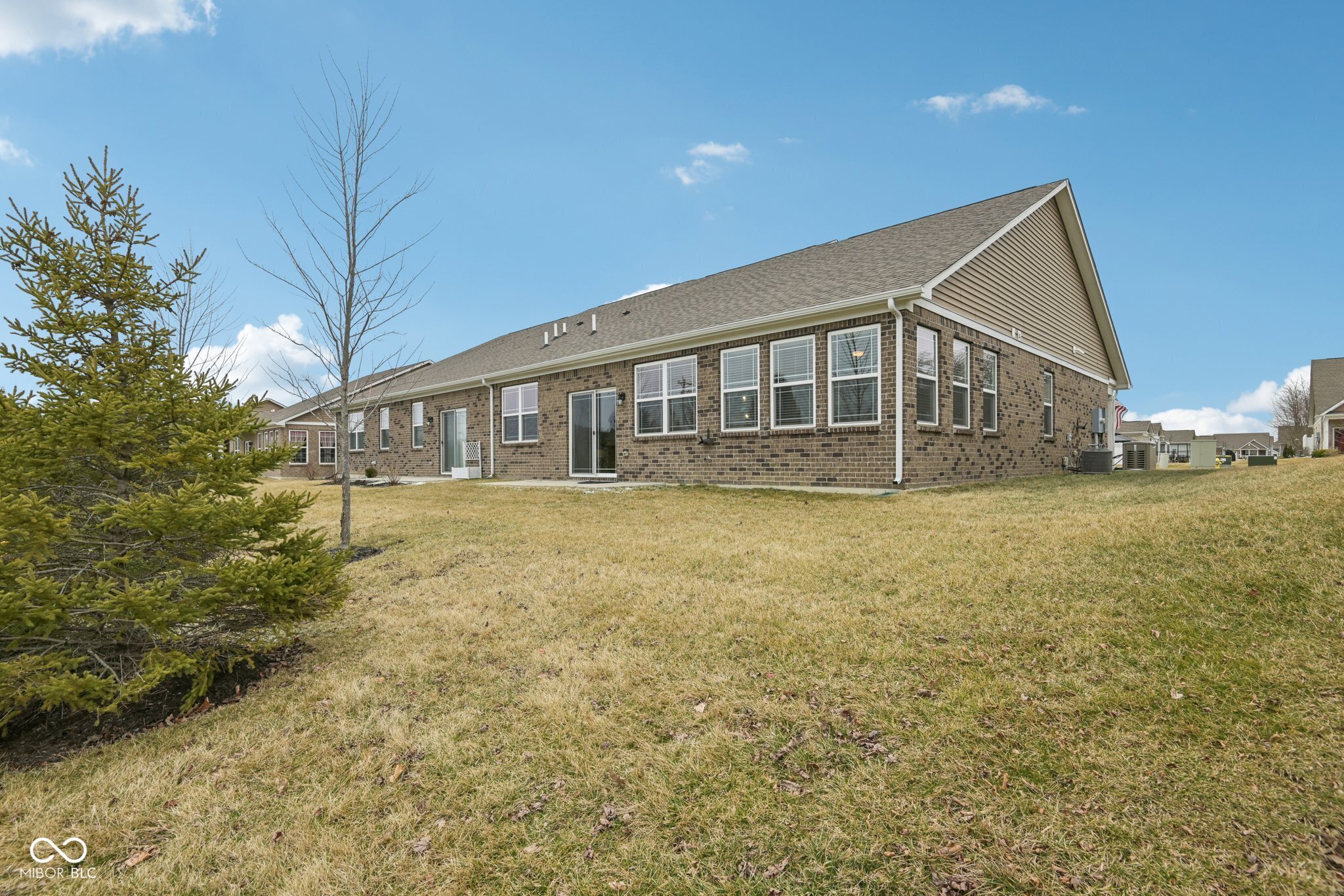 186 McRae Way