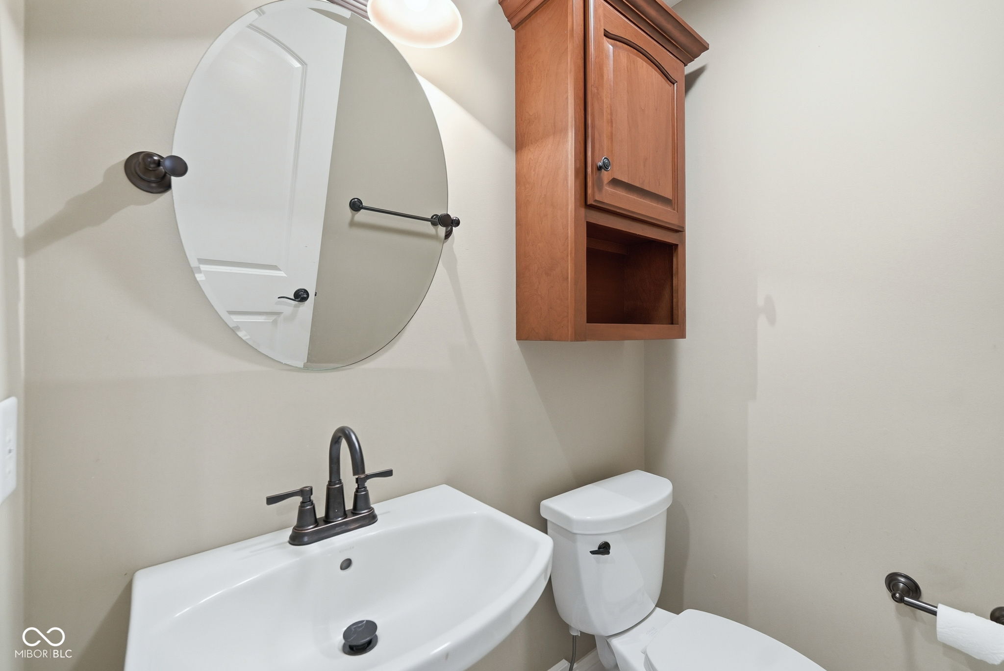 1646 E 600 N