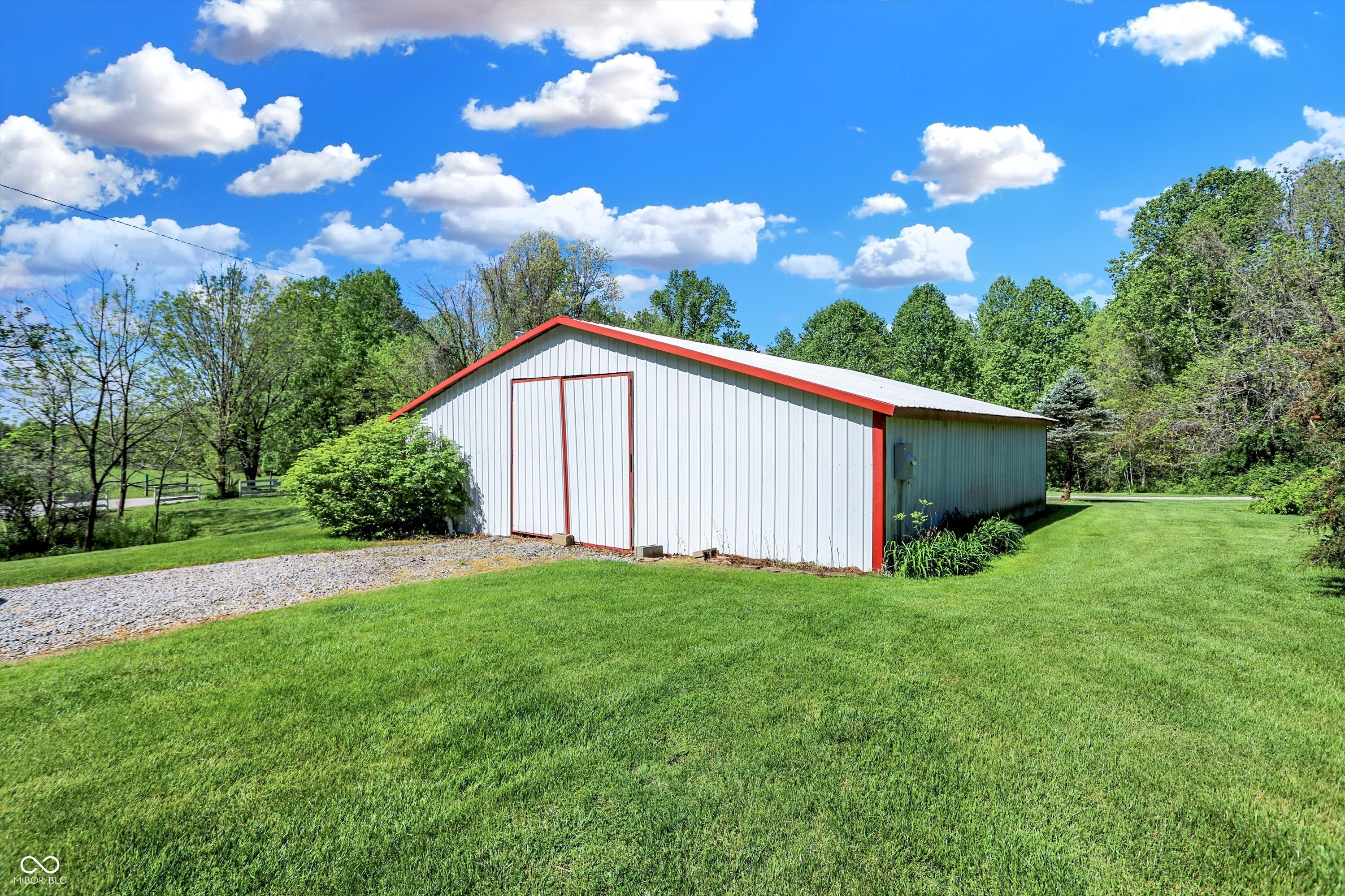 9687 N Bowman Road