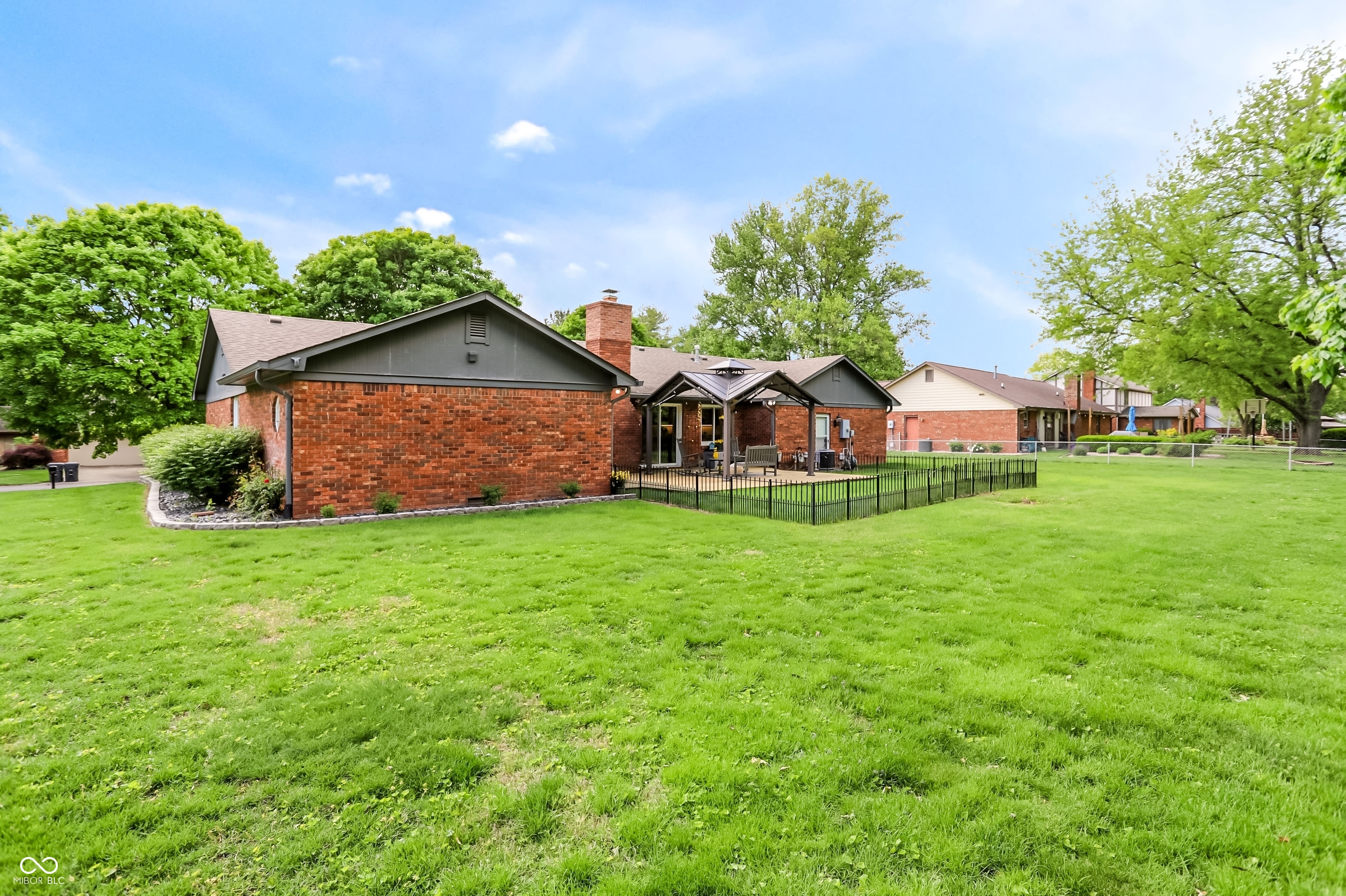 549 Macy Way