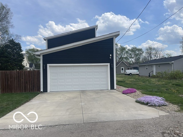 274 N Reisner Street