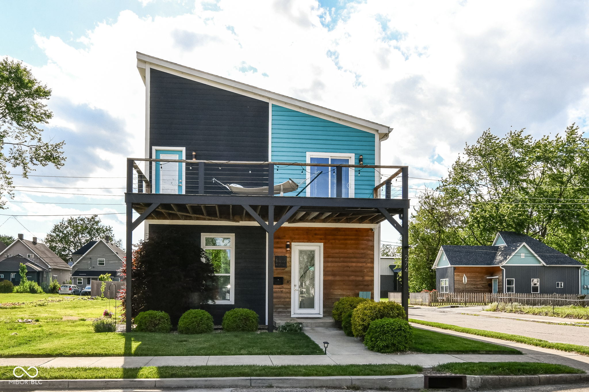 274 N Reisner Street