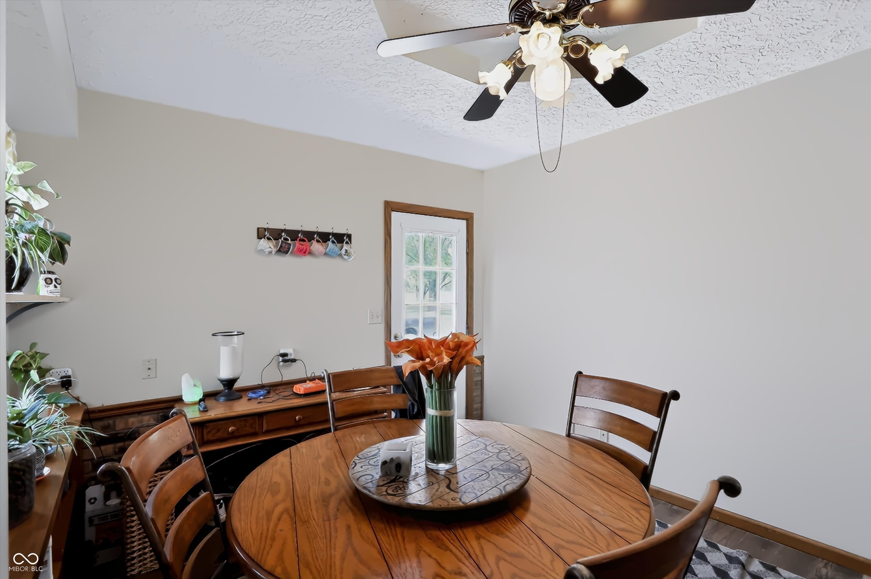 8044 S County Road 0