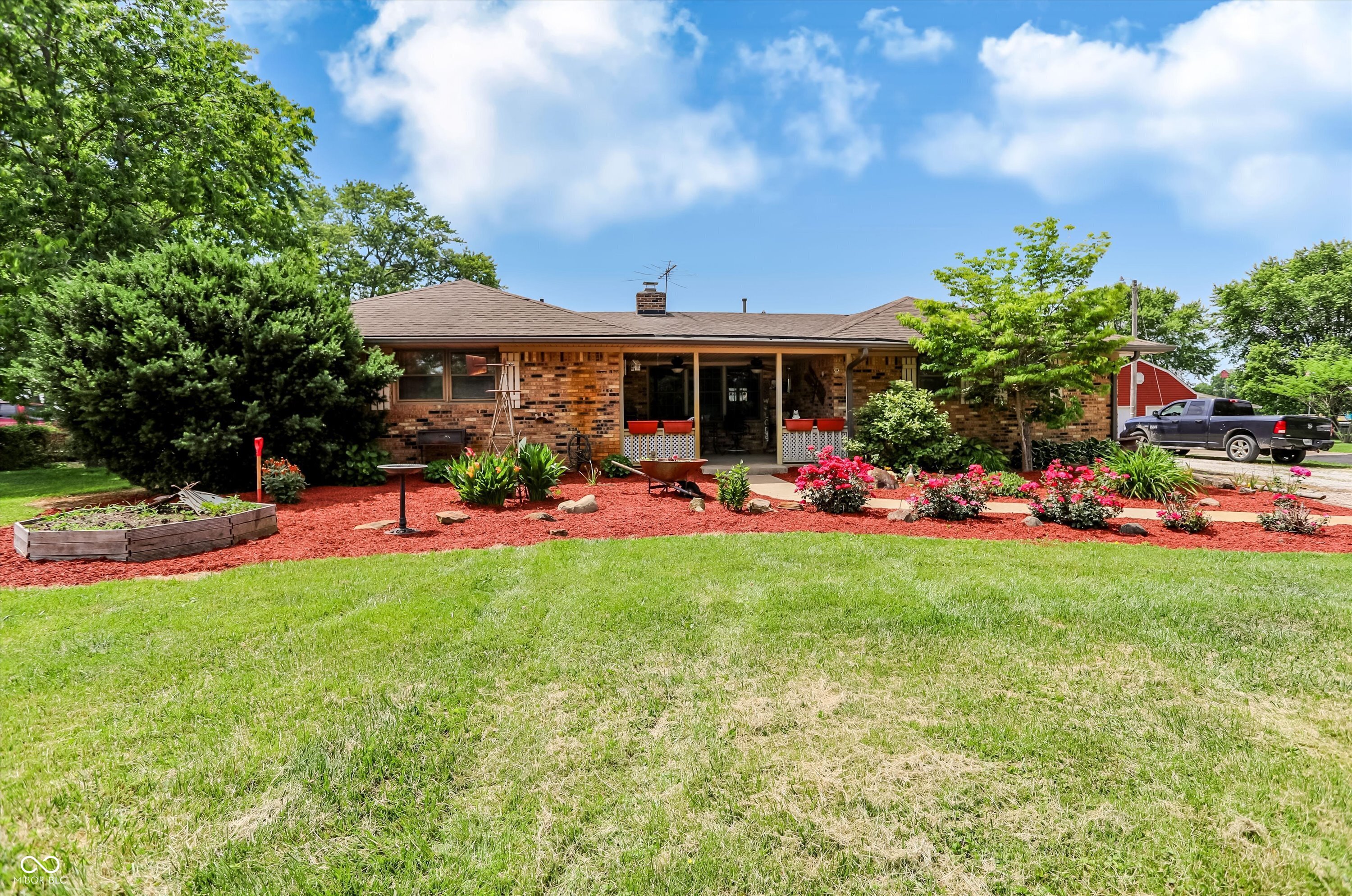 8044 S County Road 0