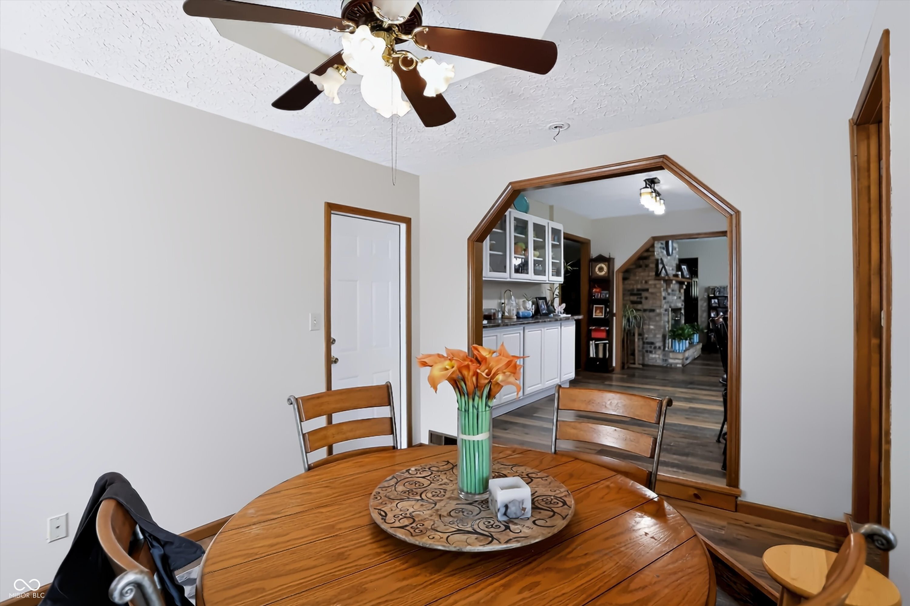 8044 S County Road 0