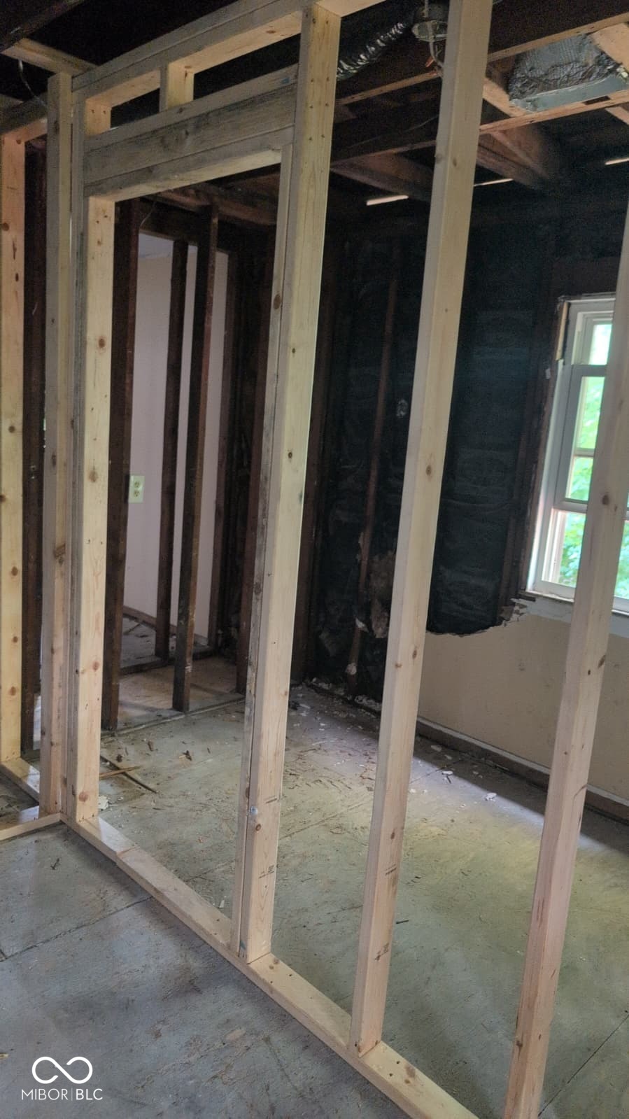 815 W 28th