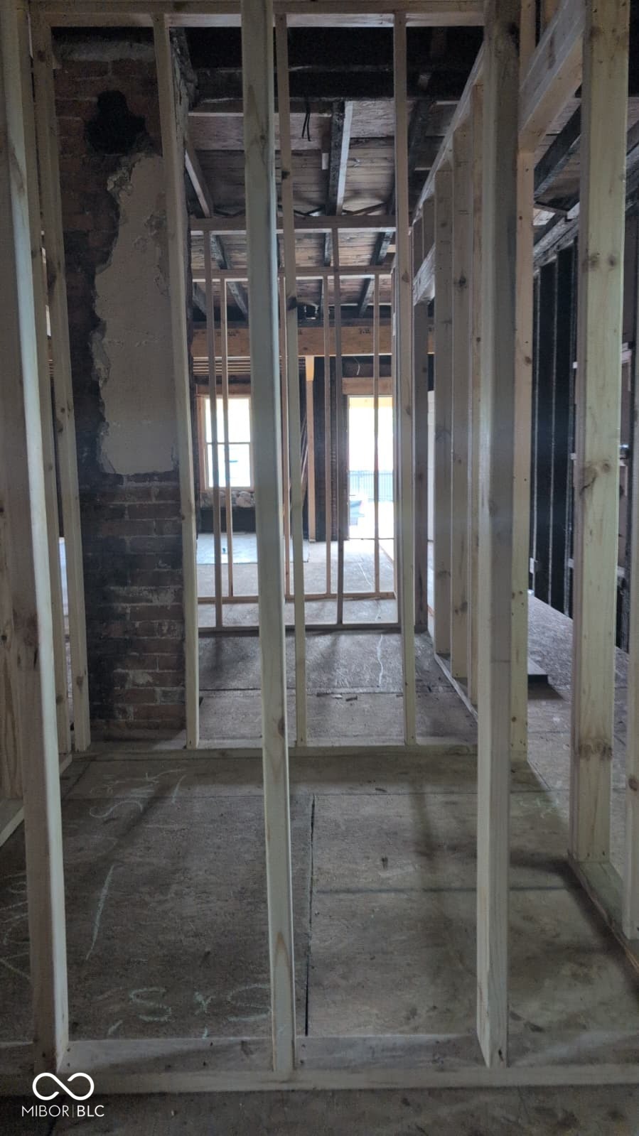 815 W 28th