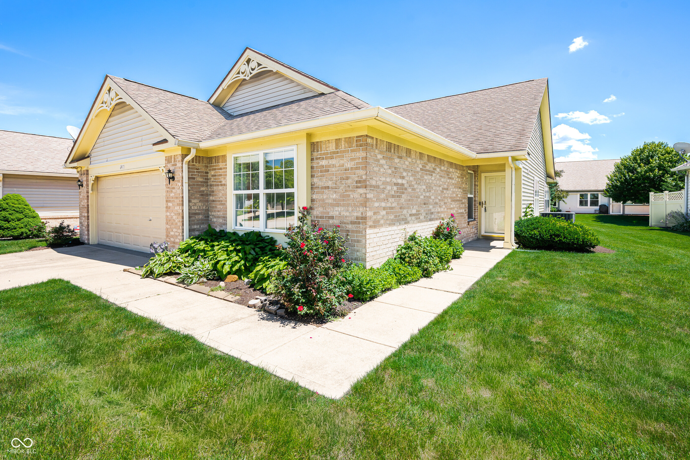 6471 E Edna Mills