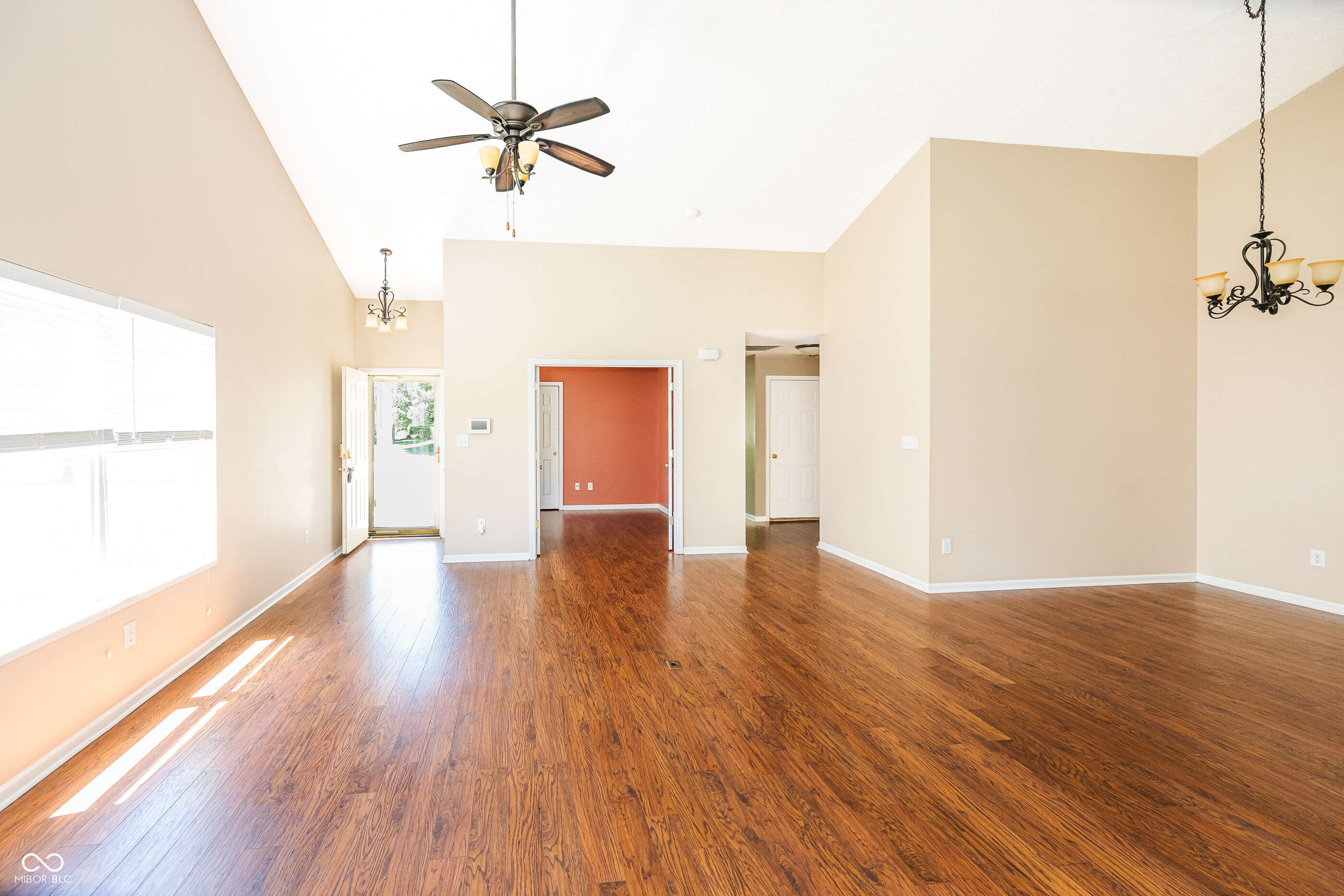6471 E Edna Mills