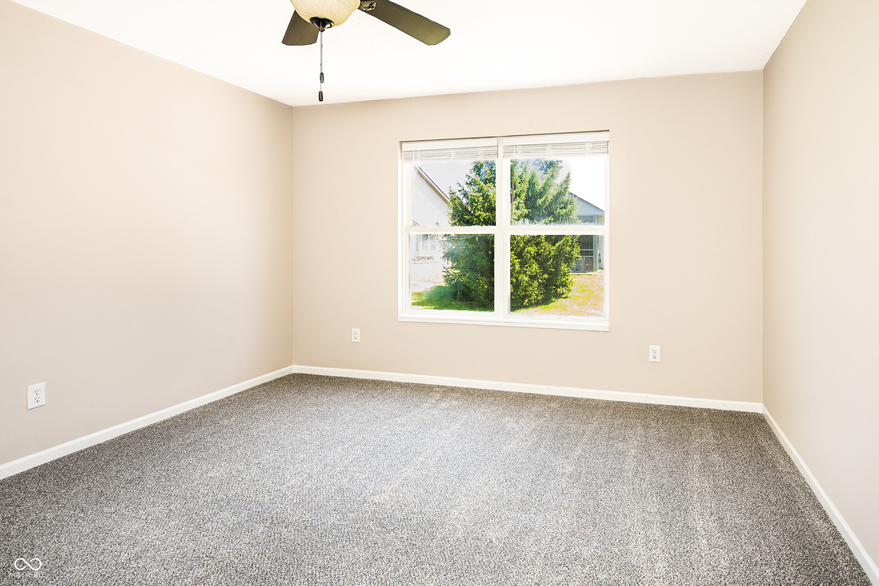 6471 E Edna Mills