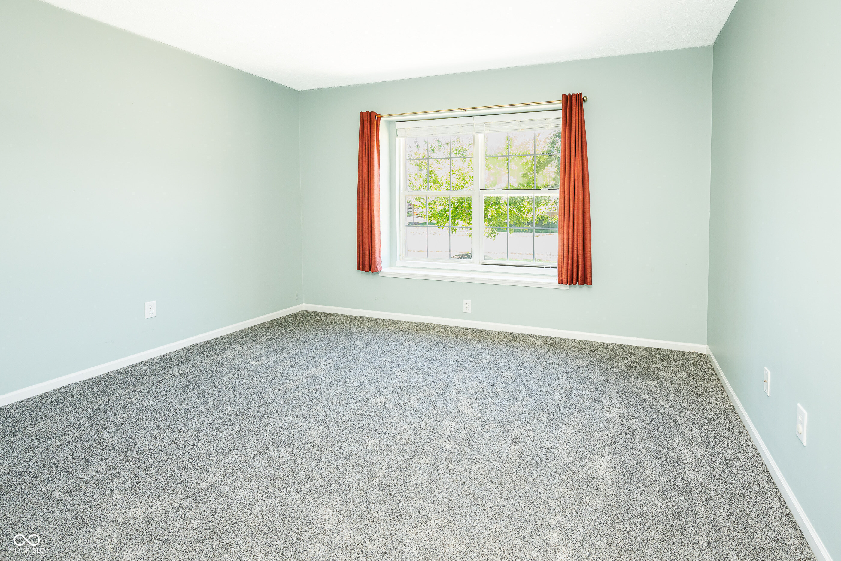 6471 E Edna Mills
