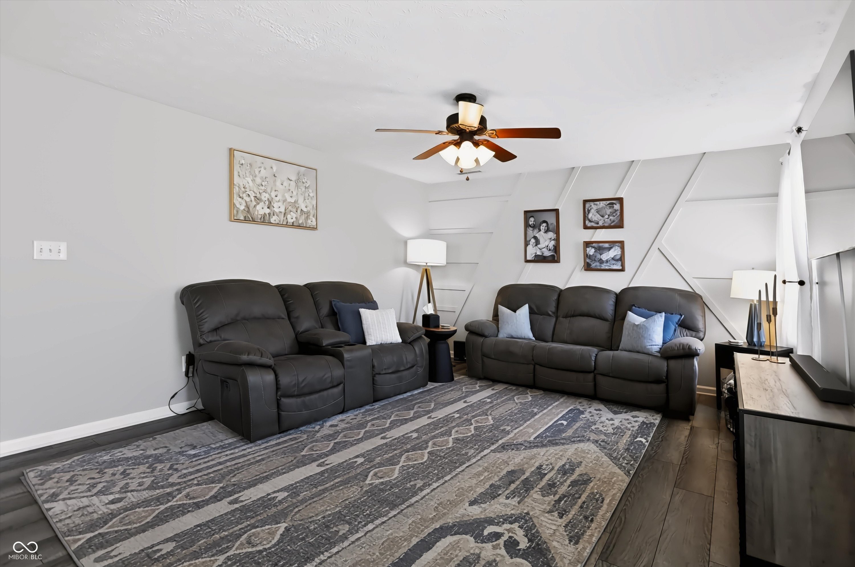 7849 Ithaca Way