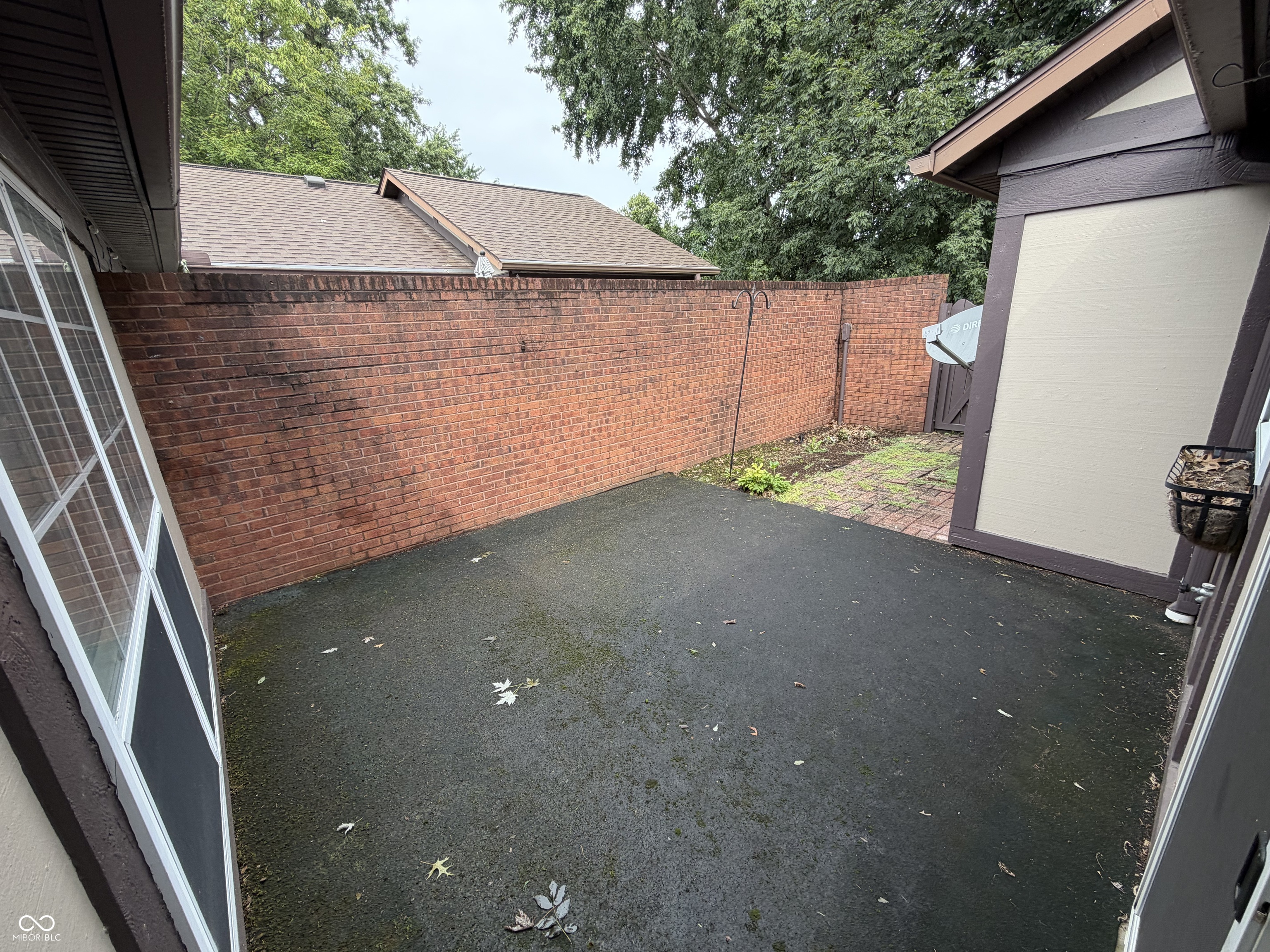 547 Francis Avenue Court