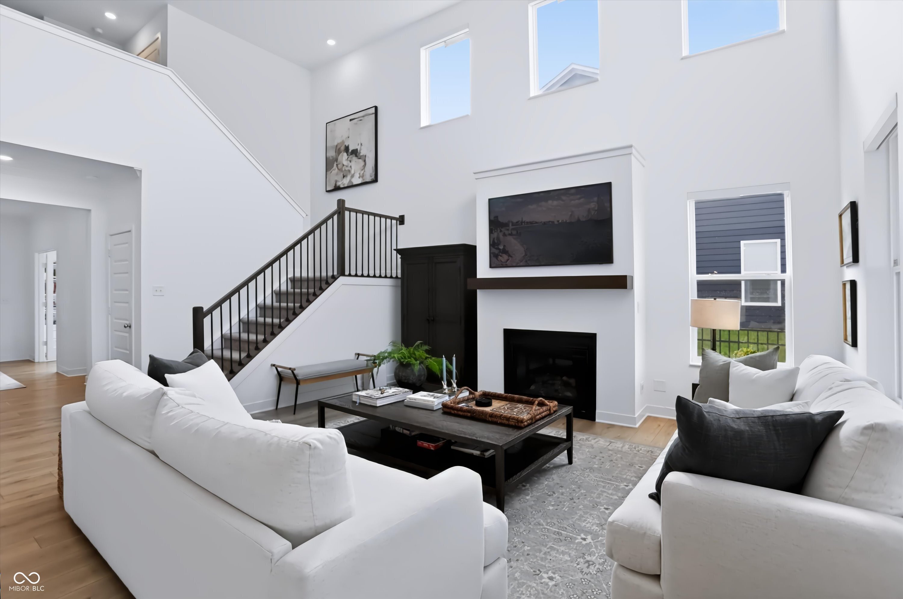 1228 Thornwood Drive