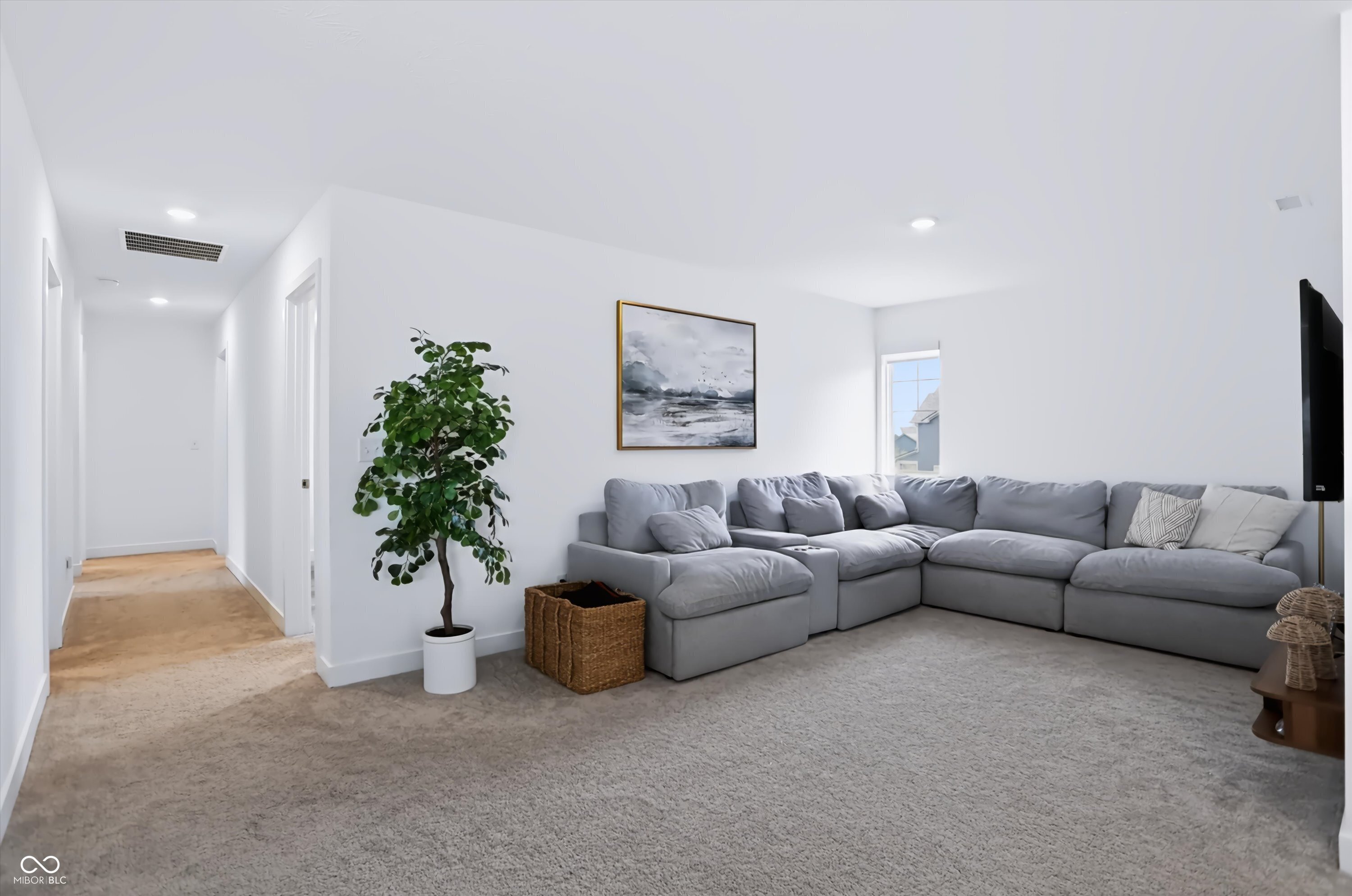 1228 Thornwood Drive