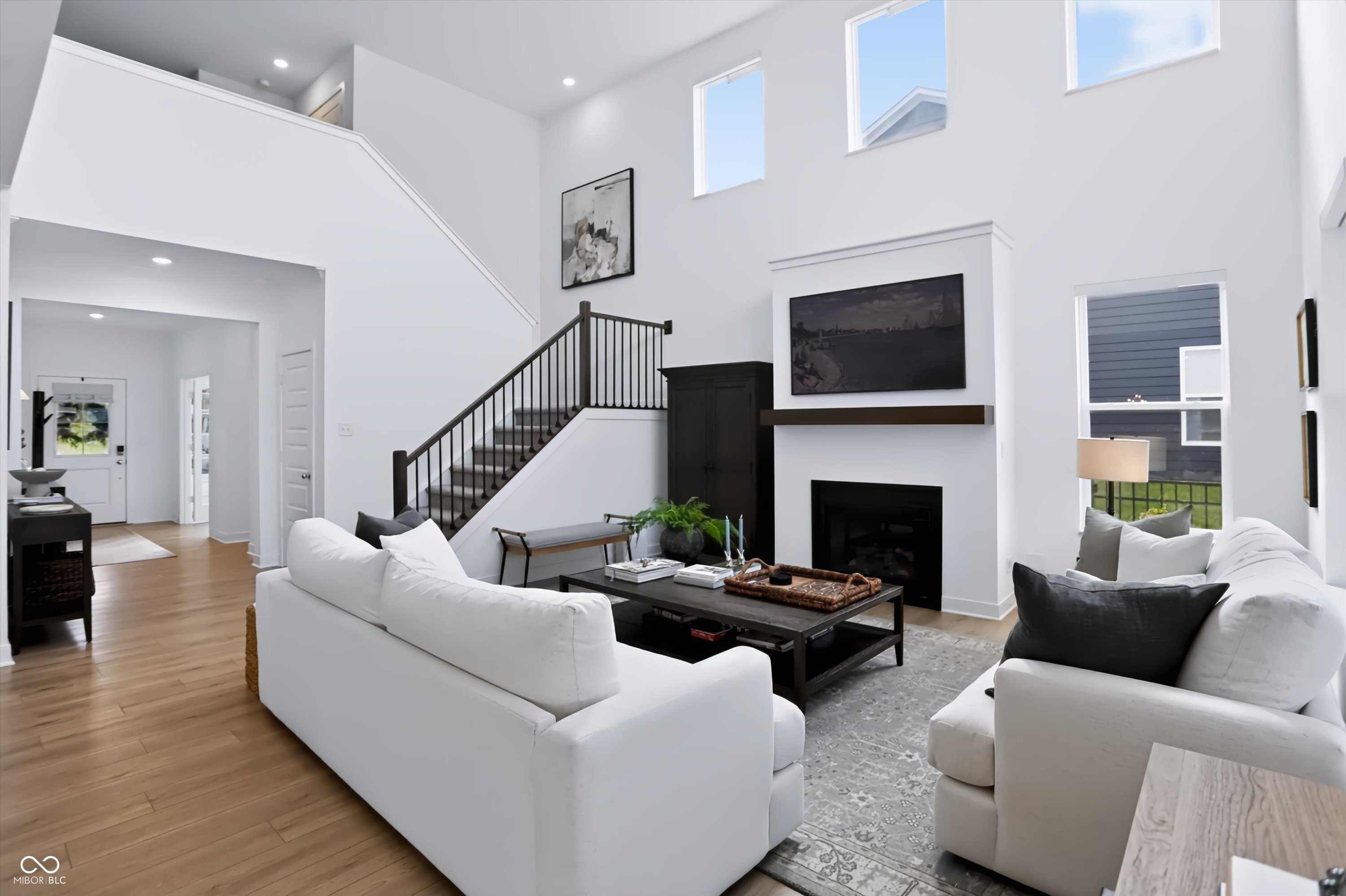 1228 Thornwood Drive